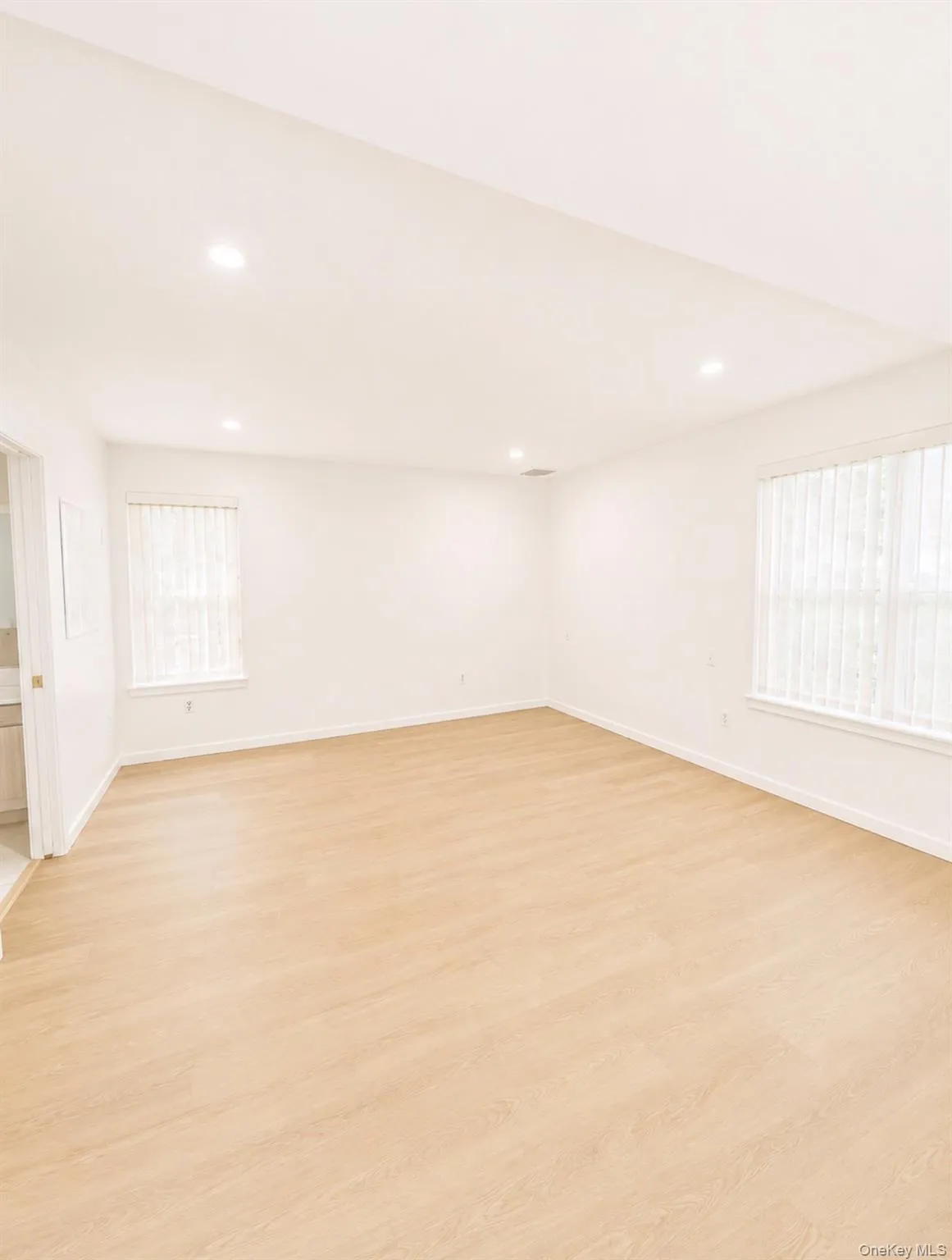 803 Lenox Road, Monroe, NY, 3 Bedrooms Bedrooms, 6 Rooms Rooms,2 BathroomsBathrooms,Residential Lease,For Rent,Lenox,0,1039501 803 Lenox Road, Monroe, NY, 3 Bedrooms Bedrooms, 6 Rooms Rooms,2 BathroomsBathrooms,Residential Lease,For Rent,Lenox,0,1039501
