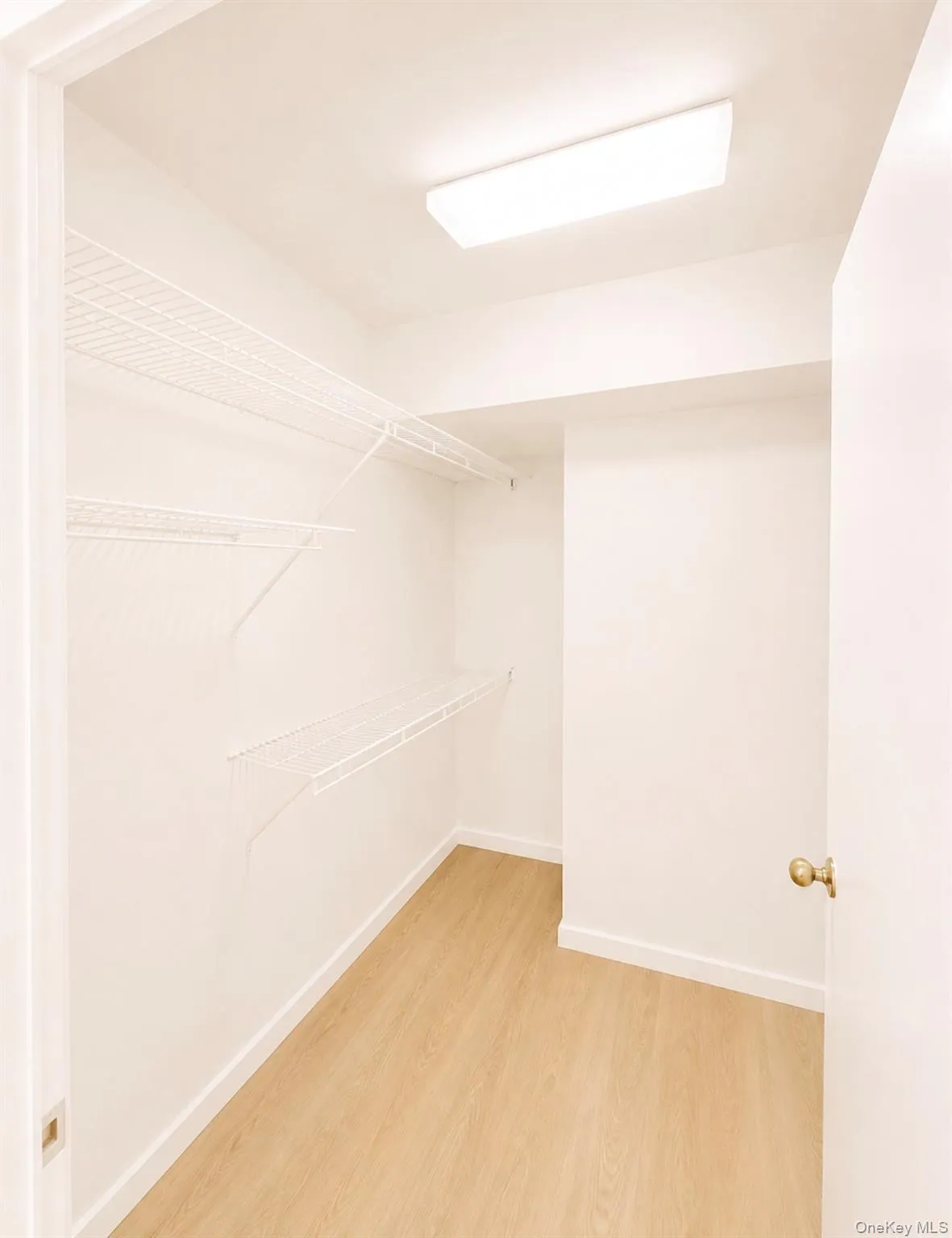 803 Lenox Road, Monroe, NY, 3 Bedrooms Bedrooms, 6 Rooms Rooms,2 BathroomsBathrooms,Residential Lease,For Rent,Lenox,0,1039501 803 Lenox Road, Monroe, NY, 3 Bedrooms Bedrooms, 6 Rooms Rooms,2 BathroomsBathrooms,Residential Lease,For Rent,Lenox,0,1039501