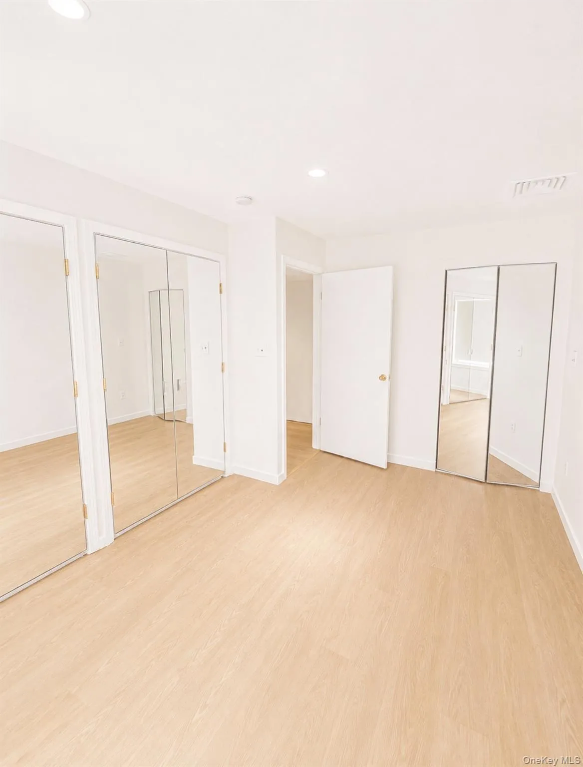 803 Lenox Road, Monroe, NY, 3 Bedrooms Bedrooms, 6 Rooms Rooms,2 BathroomsBathrooms,Residential Lease,For Rent,Lenox,0,1039501 803 Lenox Road, Monroe, NY, 3 Bedrooms Bedrooms, 6 Rooms Rooms,2 BathroomsBathrooms,Residential Lease,For Rent,Lenox,0,1039501