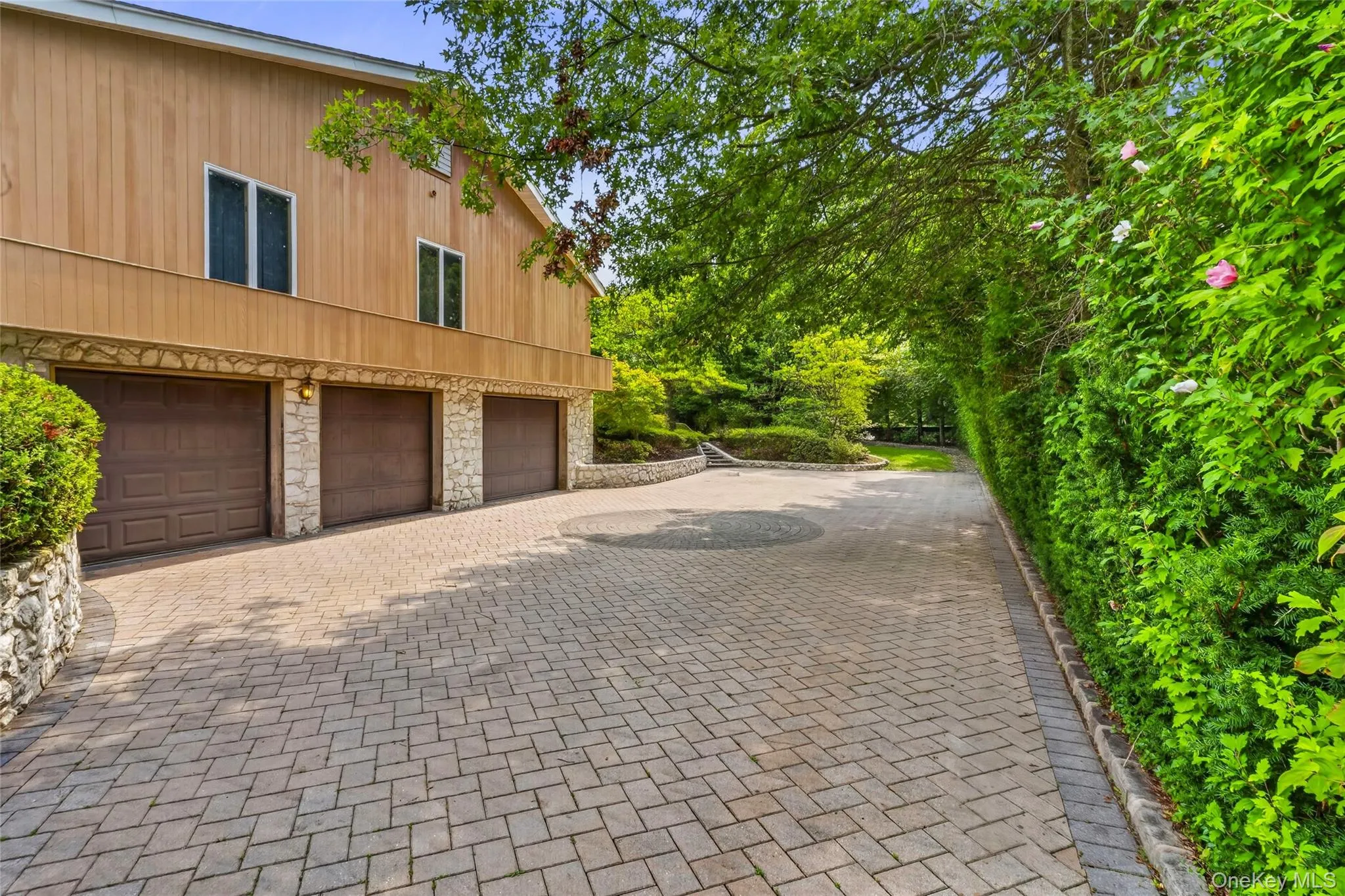 22 Penn Drive, Huntington, NY, 3 Bedrooms Bedrooms, 10 Rooms Rooms,2 BathroomsBathrooms,Residential,For Rent,Penn,0,1039503 22 Penn Drive, Huntington, NY, 3 Bedrooms Bedrooms, 10 Rooms Rooms,2 BathroomsBathrooms,Residential,For Rent,Penn,0,1039503