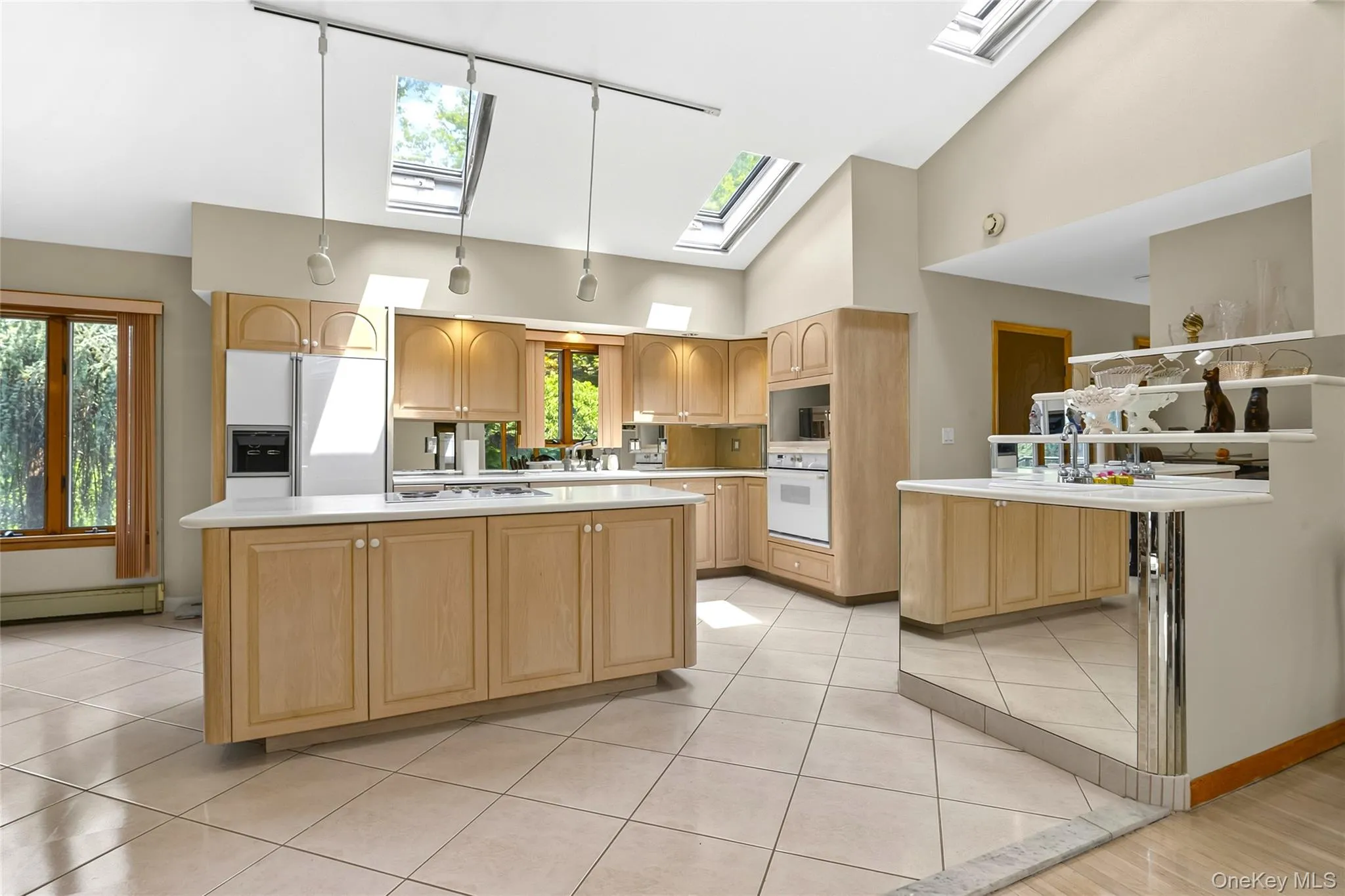 22 Penn Drive, Huntington, NY, 3 Bedrooms Bedrooms, 10 Rooms Rooms,2 BathroomsBathrooms,Residential,For Rent,Penn,0,1039503 22 Penn Drive, Huntington, NY, 3 Bedrooms Bedrooms, 10 Rooms Rooms,2 BathroomsBathrooms,Residential,For Rent,Penn,0,1039503