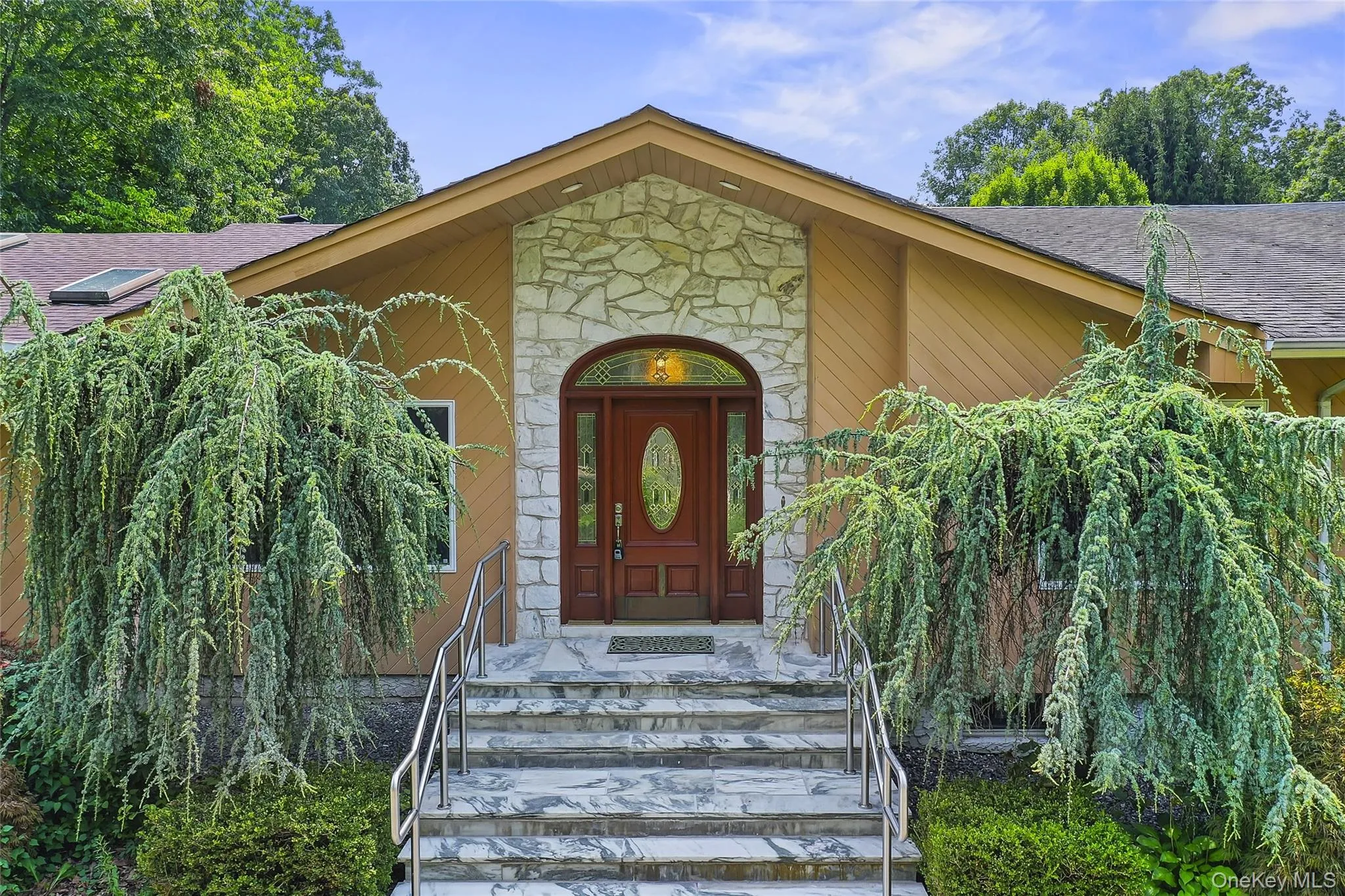 22 Penn Drive, Huntington, NY, 3 Bedrooms Bedrooms, 10 Rooms Rooms,2 BathroomsBathrooms,Residential,For Rent,Penn,0,1039503 22 Penn Drive, Huntington, NY, 3 Bedrooms Bedrooms, 10 Rooms Rooms,2 BathroomsBathrooms,Residential,For Rent,Penn,0,1039503