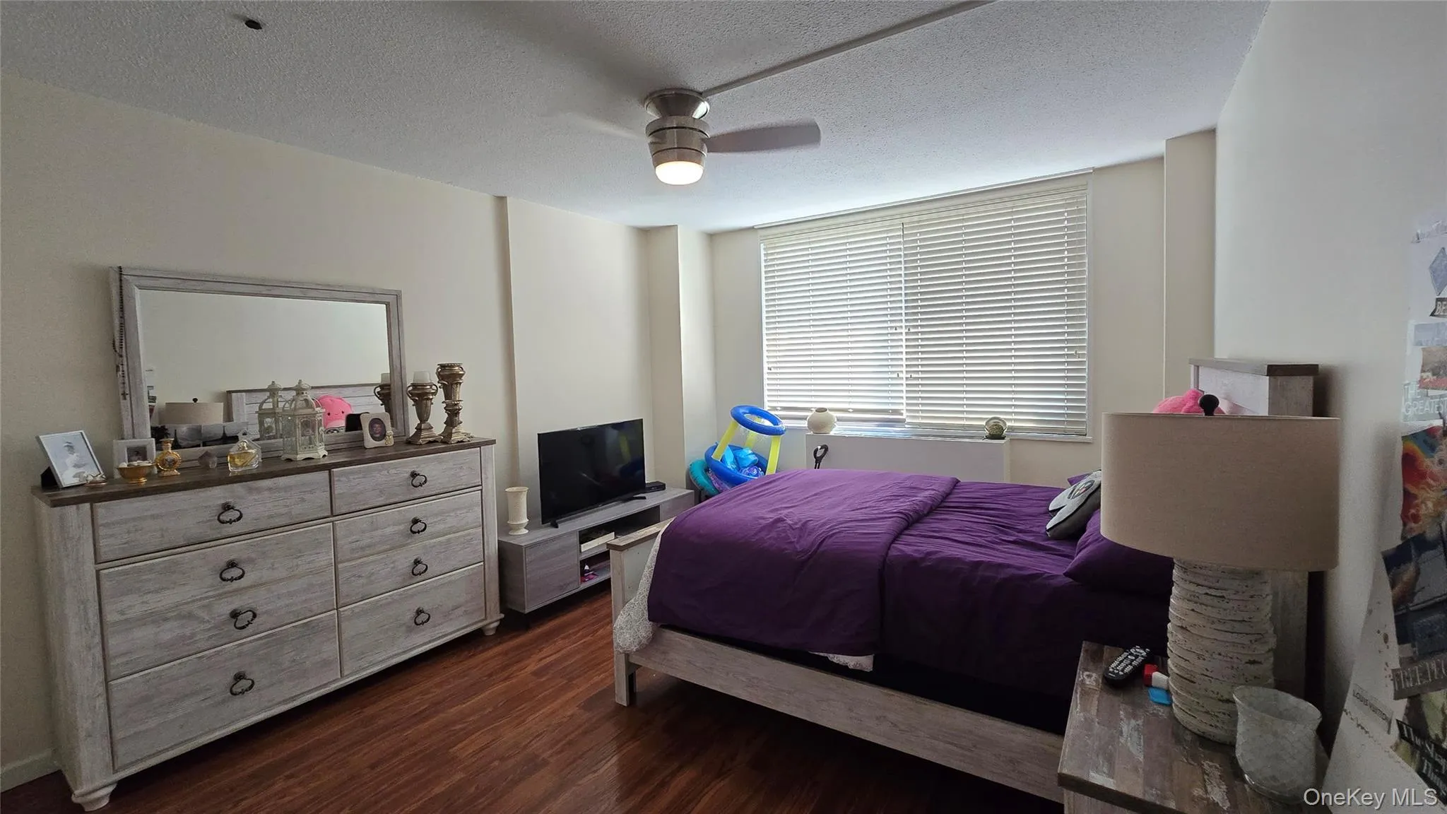 2 Bay Club Dr, New York, NY, 2 Bedrooms Bedrooms, 5 Rooms Rooms,2 BathroomsBathrooms,Residential,For Rent,Dr,0,1039505 2 Bay Club Dr, New York, NY, 2 Bedrooms Bedrooms, 5 Rooms Rooms,2 BathroomsBathrooms,Residential,For Rent,Dr,0,1039505
