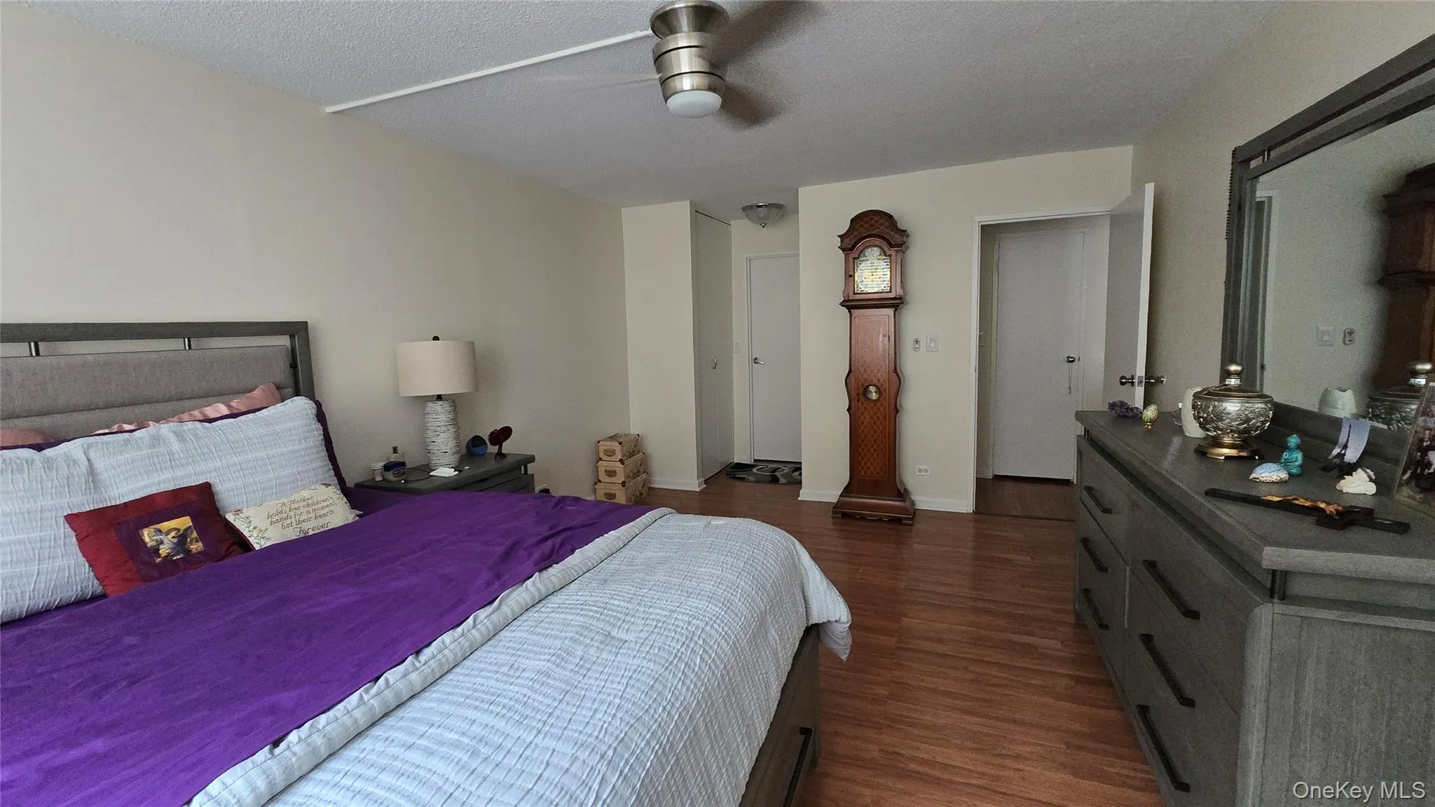 2 Bay Club Dr, New York, NY, 2 Bedrooms Bedrooms, 5 Rooms Rooms,2 BathroomsBathrooms,Residential,For Rent,Dr,0,1039505 2 Bay Club Dr, New York, NY, 2 Bedrooms Bedrooms, 5 Rooms Rooms,2 BathroomsBathrooms,Residential,For Rent,Dr,0,1039505
