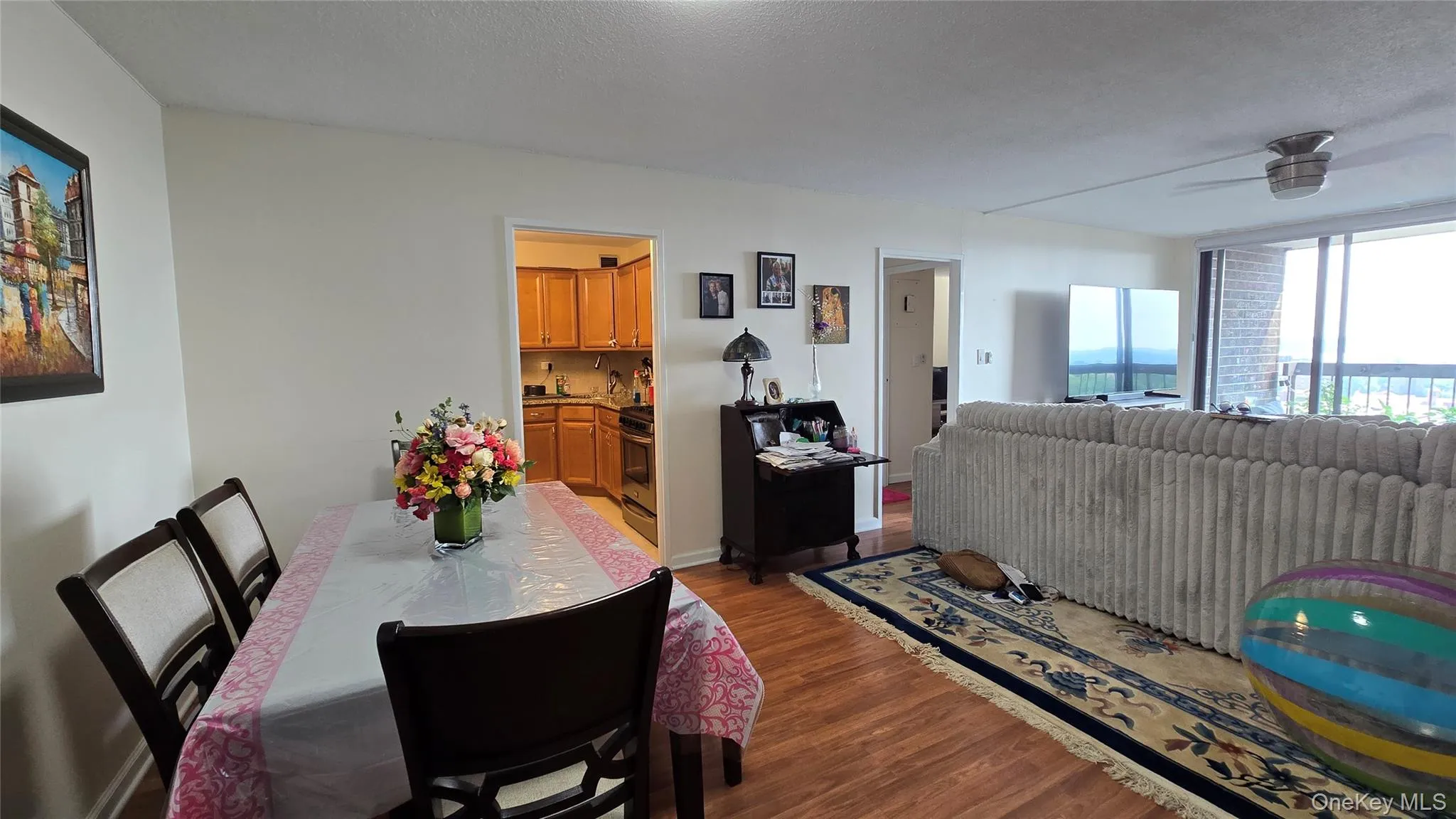 2 Bay Club Dr, New York, NY, 2 Bedrooms Bedrooms, 5 Rooms Rooms,2 BathroomsBathrooms,Residential,For Rent,Dr,0,1039505 2 Bay Club Dr, New York, NY, 2 Bedrooms Bedrooms, 5 Rooms Rooms,2 BathroomsBathrooms,Residential,For Rent,Dr,0,1039505
