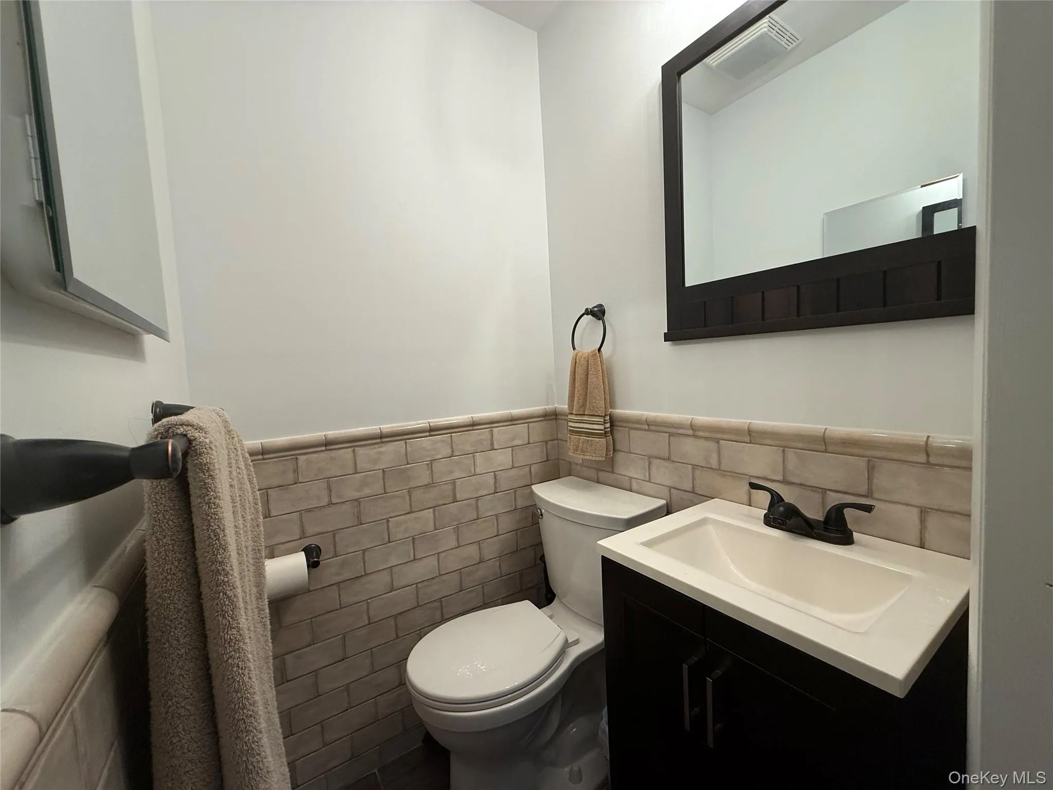 51 Fairharbor Drive, Brookhaven, NY, 2 Bedrooms Bedrooms, 4 Rooms Rooms,1 BathroomBathrooms,Residential,For Rent,Fairharbor,0,1039508 51 Fairharbor Drive, Brookhaven, NY, 2 Bedrooms Bedrooms, 4 Rooms Rooms,1 BathroomBathrooms,Residential,For Rent,Fairharbor,0,1039508