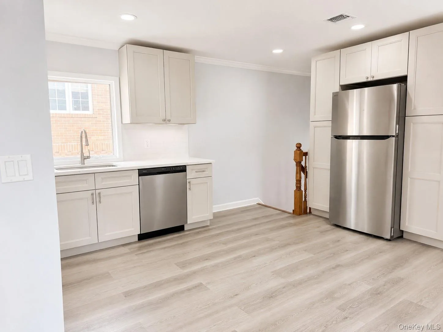 24493 61st Avenue, New York, NY, 2 Bedrooms Bedrooms, 4 Rooms Rooms,1 BathroomBathrooms,Residential Lease,For Rent,61st,0,1039511 24493 61st Avenue, New York, NY, 2 Bedrooms Bedrooms, 4 Rooms Rooms,1 BathroomBathrooms,Residential Lease,For Rent,61st,0,1039511