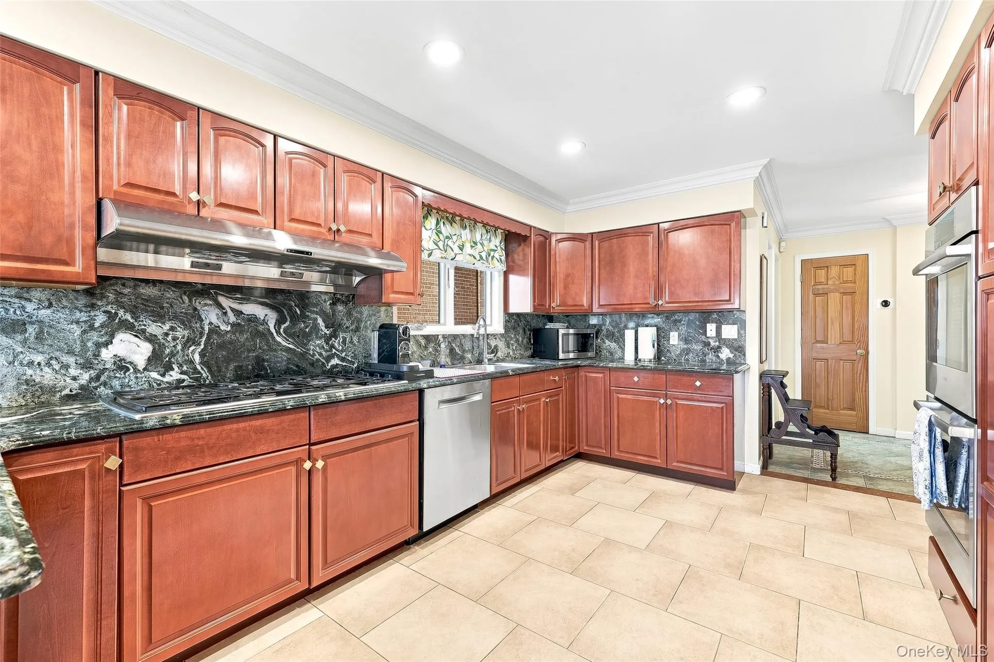 5315 Overbrook Street, New York, NY, 5 Bedrooms Bedrooms, 11 Rooms Rooms,4 BathroomsBathrooms,Residential,For Rent,Overbrook,0,1039513 5315 Overbrook Street, New York, NY, 5 Bedrooms Bedrooms, 11 Rooms Rooms,4 BathroomsBathrooms,Residential,For Rent,Overbrook,0,1039513