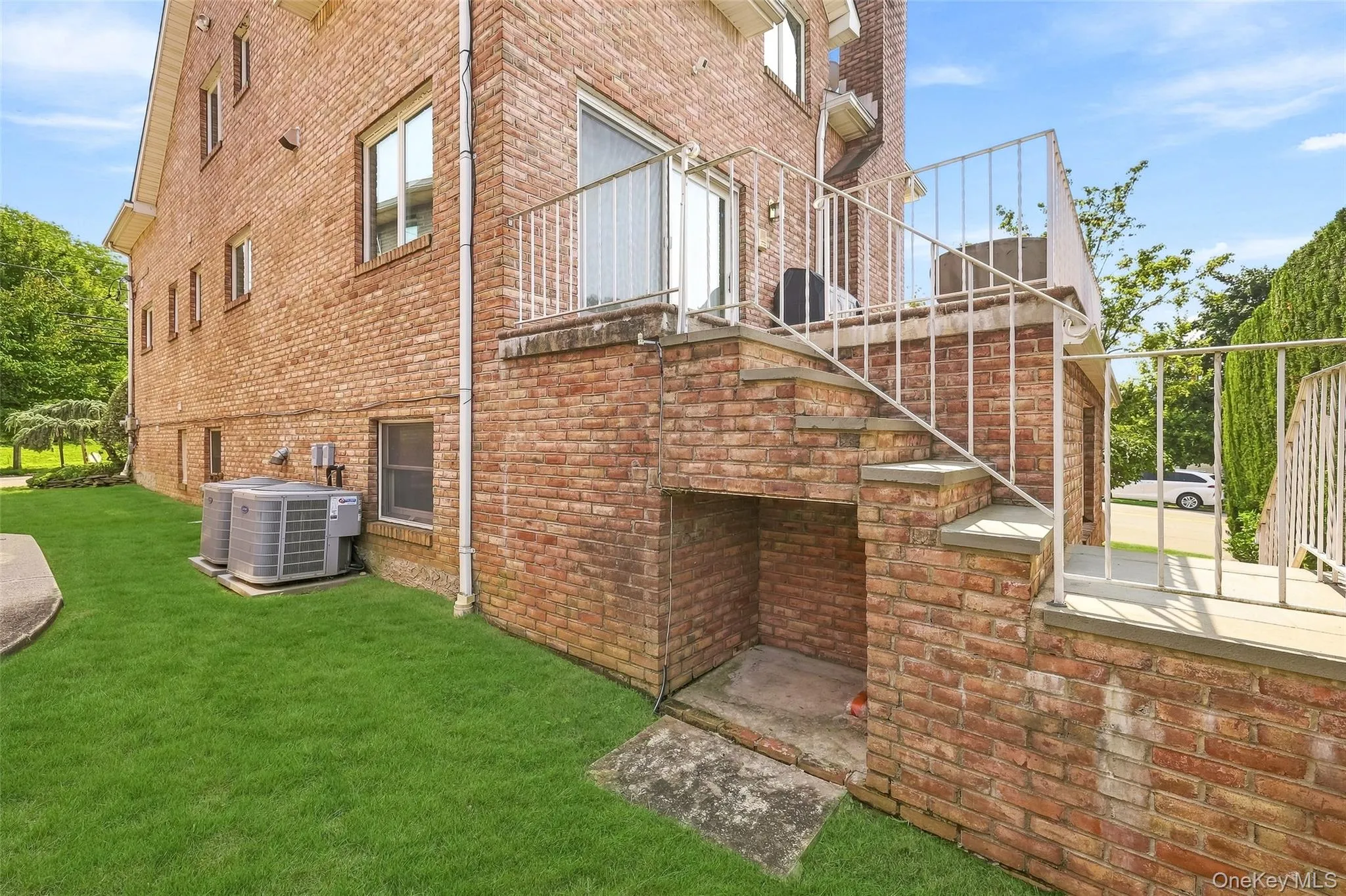 5315 Overbrook Street, New York, NY, 5 Bedrooms Bedrooms, 11 Rooms Rooms,4 BathroomsBathrooms,Residential,For Rent,Overbrook,0,1039513 5315 Overbrook Street, New York, NY, 5 Bedrooms Bedrooms, 11 Rooms Rooms,4 BathroomsBathrooms,Residential,For Rent,Overbrook,0,1039513