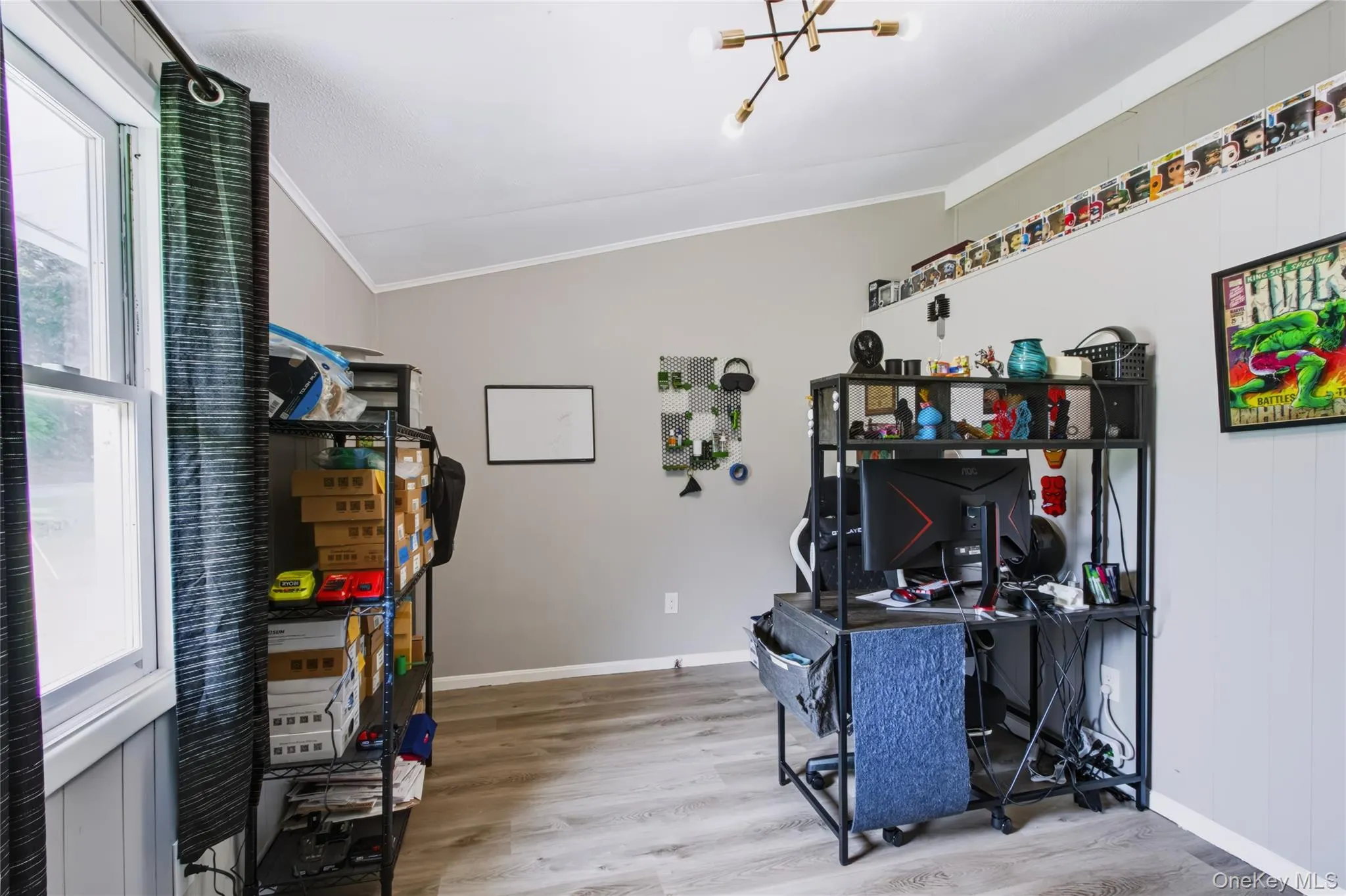 20 Seneca Lane, Marlboro, NY, 3 Bedrooms Bedrooms, 7 Rooms Rooms,1 BathroomBathrooms,Residential,For Rent,Seneca,0,1039514 20 Seneca Lane, Marlboro, NY, 3 Bedrooms Bedrooms, 7 Rooms Rooms,1 BathroomBathrooms,Residential,For Rent,Seneca,0,1039514