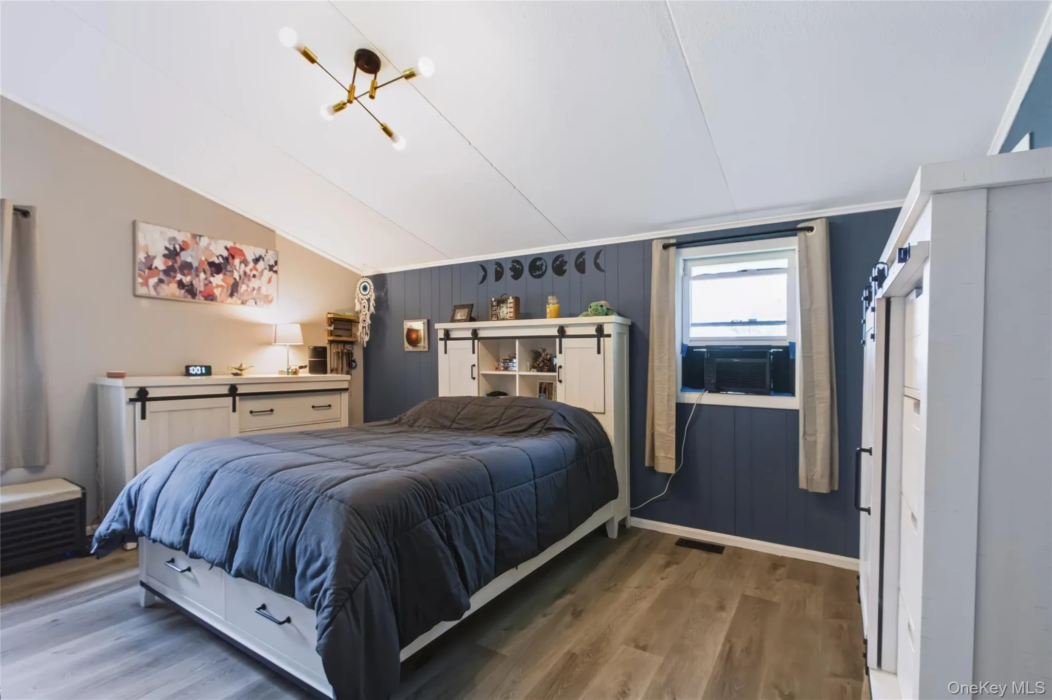 20 Seneca Lane, Marlboro, NY, 3 Bedrooms Bedrooms, 7 Rooms Rooms,1 BathroomBathrooms,Residential,For Rent,Seneca,0,1039514 20 Seneca Lane, Marlboro, NY, 3 Bedrooms Bedrooms, 7 Rooms Rooms,1 BathroomBathrooms,Residential,For Rent,Seneca,0,1039514