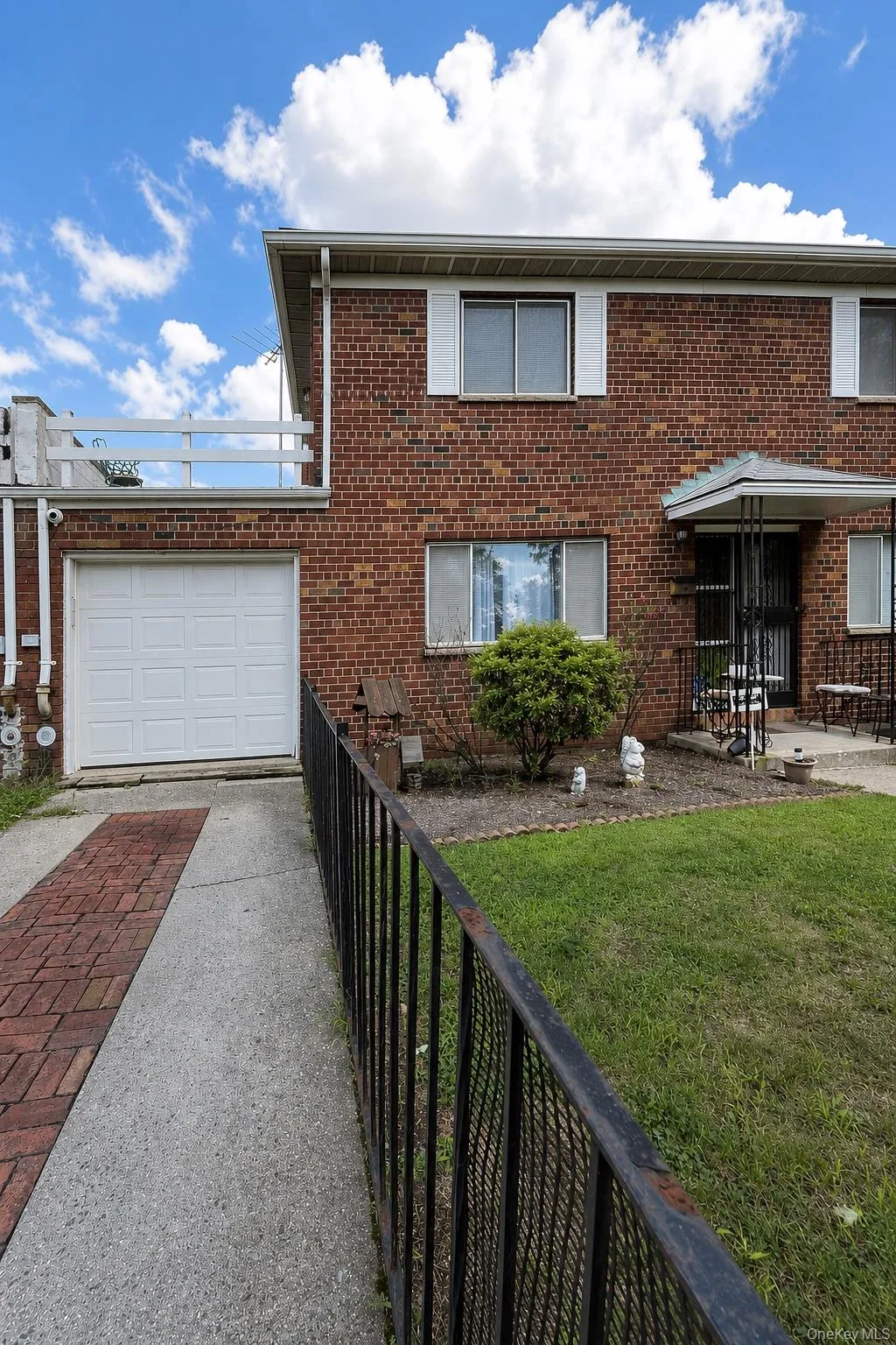1340 Mac Donough Place, New York, NY, 3 Bedrooms Bedrooms, 8 Rooms Rooms,1 BathroomBathrooms,Residential,For Rent,Mac Donough,0,1039516 1340 Mac Donough Place, New York, NY, 3 Bedrooms Bedrooms, 8 Rooms Rooms,1 BathroomBathrooms,Residential,For Rent,Mac Donough,0,1039516