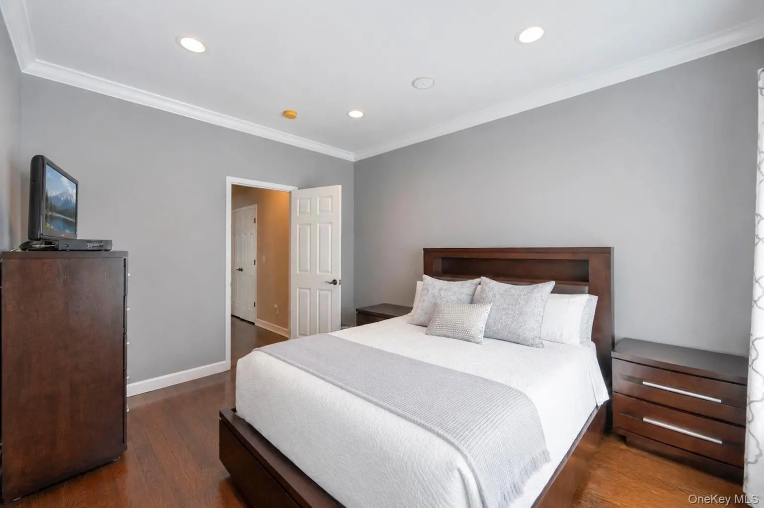 55 Casey Lane, Brookhaven, NY, 4 Bedrooms Bedrooms, 10 Rooms Rooms,3 BathroomsBathrooms,Residential,For Rent,Casey,0,1039519 55 Casey Lane, Brookhaven, NY, 4 Bedrooms Bedrooms, 10 Rooms Rooms,3 BathroomsBathrooms,Residential,For Rent,Casey,0,1039519