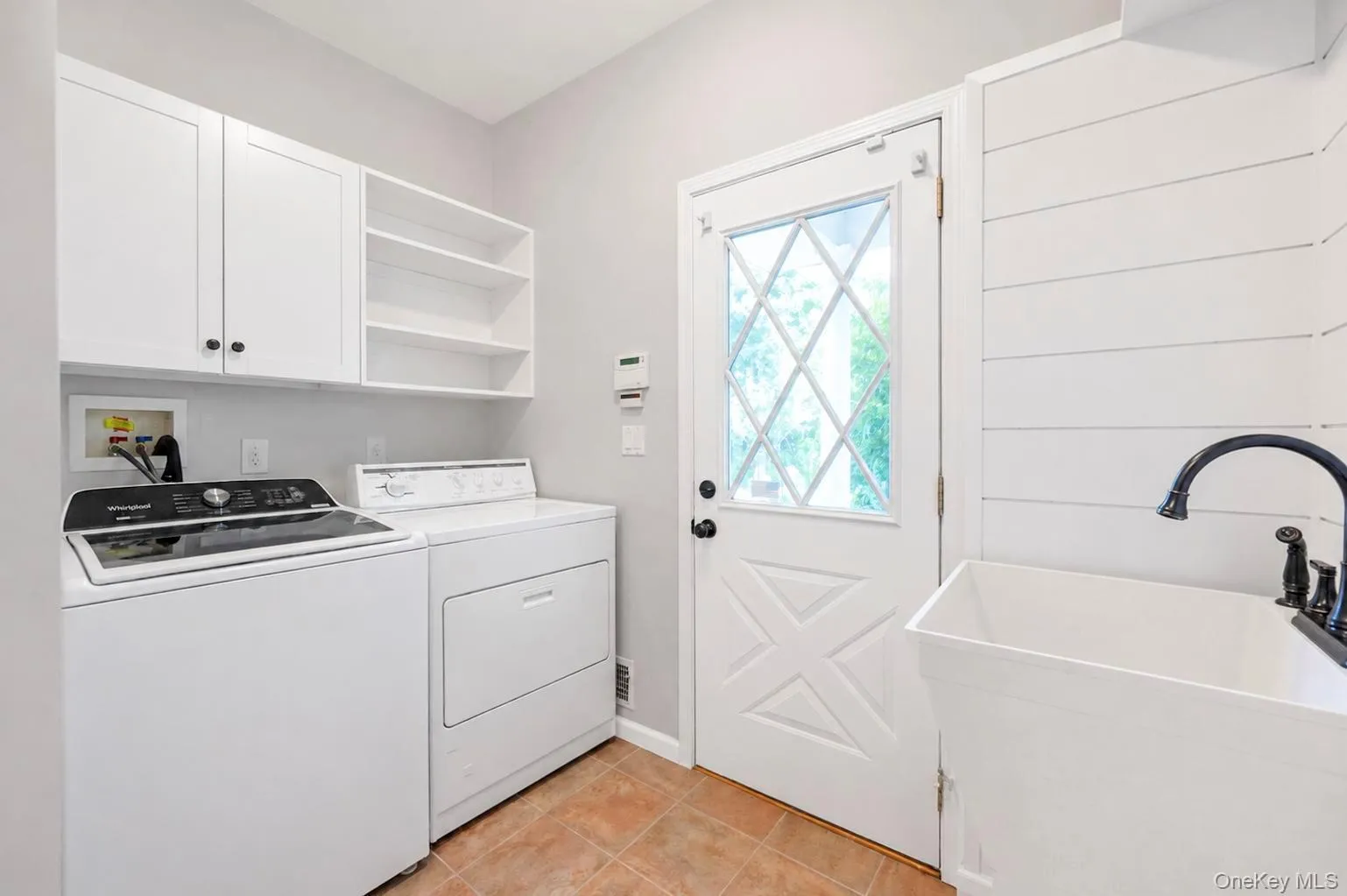 55 Casey Lane, Brookhaven, NY, 4 Bedrooms Bedrooms, 10 Rooms Rooms,3 BathroomsBathrooms,Residential,For Rent,Casey,0,1039519 55 Casey Lane, Brookhaven, NY, 4 Bedrooms Bedrooms, 10 Rooms Rooms,3 BathroomsBathrooms,Residential,For Rent,Casey,0,1039519