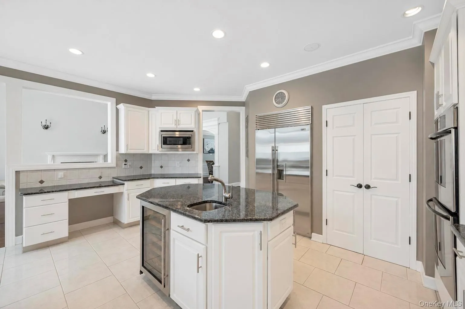 55 Casey Lane, Brookhaven, NY, 4 Bedrooms Bedrooms, 10 Rooms Rooms,3 BathroomsBathrooms,Residential,For Rent,Casey,0,1039519 55 Casey Lane, Brookhaven, NY, 4 Bedrooms Bedrooms, 10 Rooms Rooms,3 BathroomsBathrooms,Residential,For Rent,Casey,0,1039519