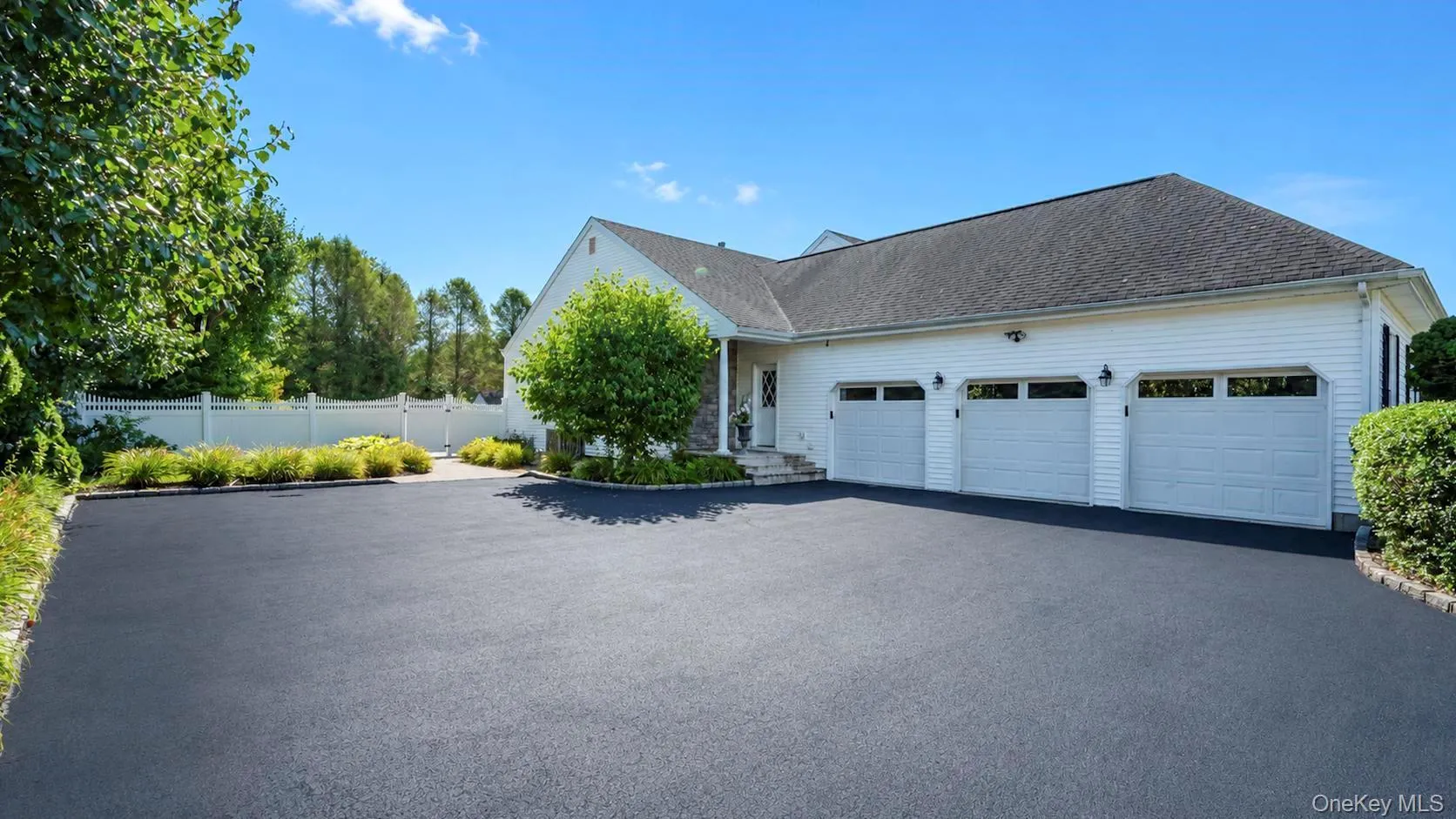55 Casey Lane, Brookhaven, NY, 4 Bedrooms Bedrooms, 10 Rooms Rooms,3 BathroomsBathrooms,Residential,For Rent,Casey,0,1039519 55 Casey Lane, Brookhaven, NY, 4 Bedrooms Bedrooms, 10 Rooms Rooms,3 BathroomsBathrooms,Residential,For Rent,Casey,0,1039519