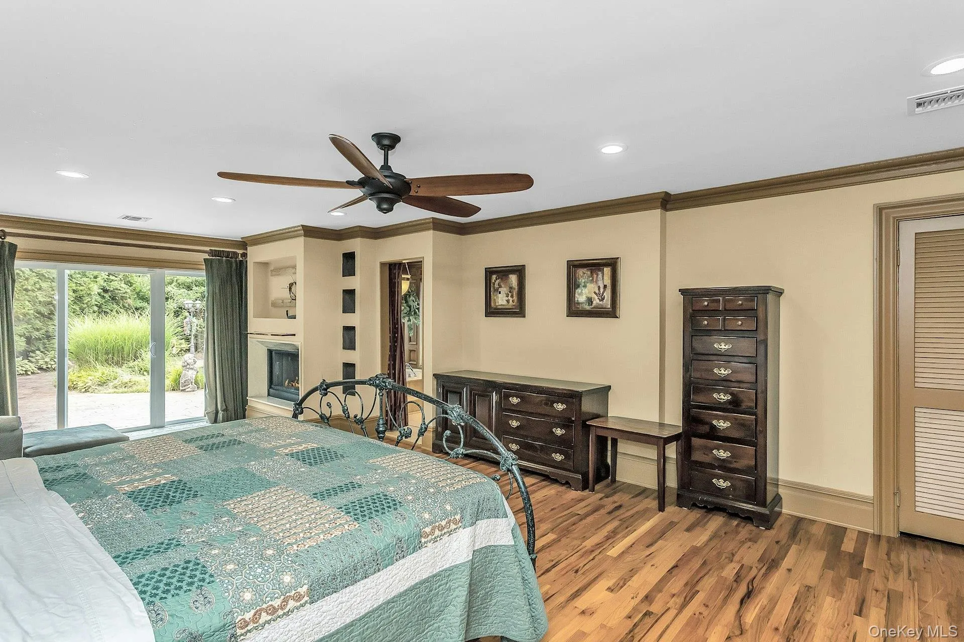 189 Lodge Avenue, Huntington, NY, 3 Bedrooms Bedrooms, 8 Rooms Rooms,2 BathroomsBathrooms,Residential,For Rent,Lodge,0,1039532 189 Lodge Avenue, Huntington, NY, 3 Bedrooms Bedrooms, 8 Rooms Rooms,2 BathroomsBathrooms,Residential,For Rent,Lodge,0,1039532