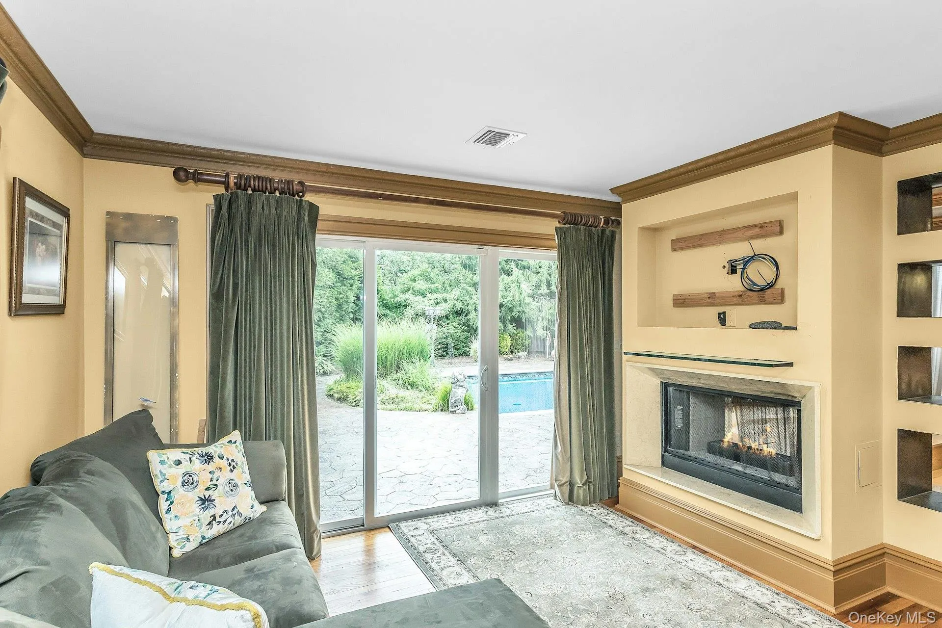 189 Lodge Avenue, Huntington, NY, 3 Bedrooms Bedrooms, 8 Rooms Rooms,2 BathroomsBathrooms,Residential,For Rent,Lodge,0,1039532 189 Lodge Avenue, Huntington, NY, 3 Bedrooms Bedrooms, 8 Rooms Rooms,2 BathroomsBathrooms,Residential,For Rent,Lodge,0,1039532
