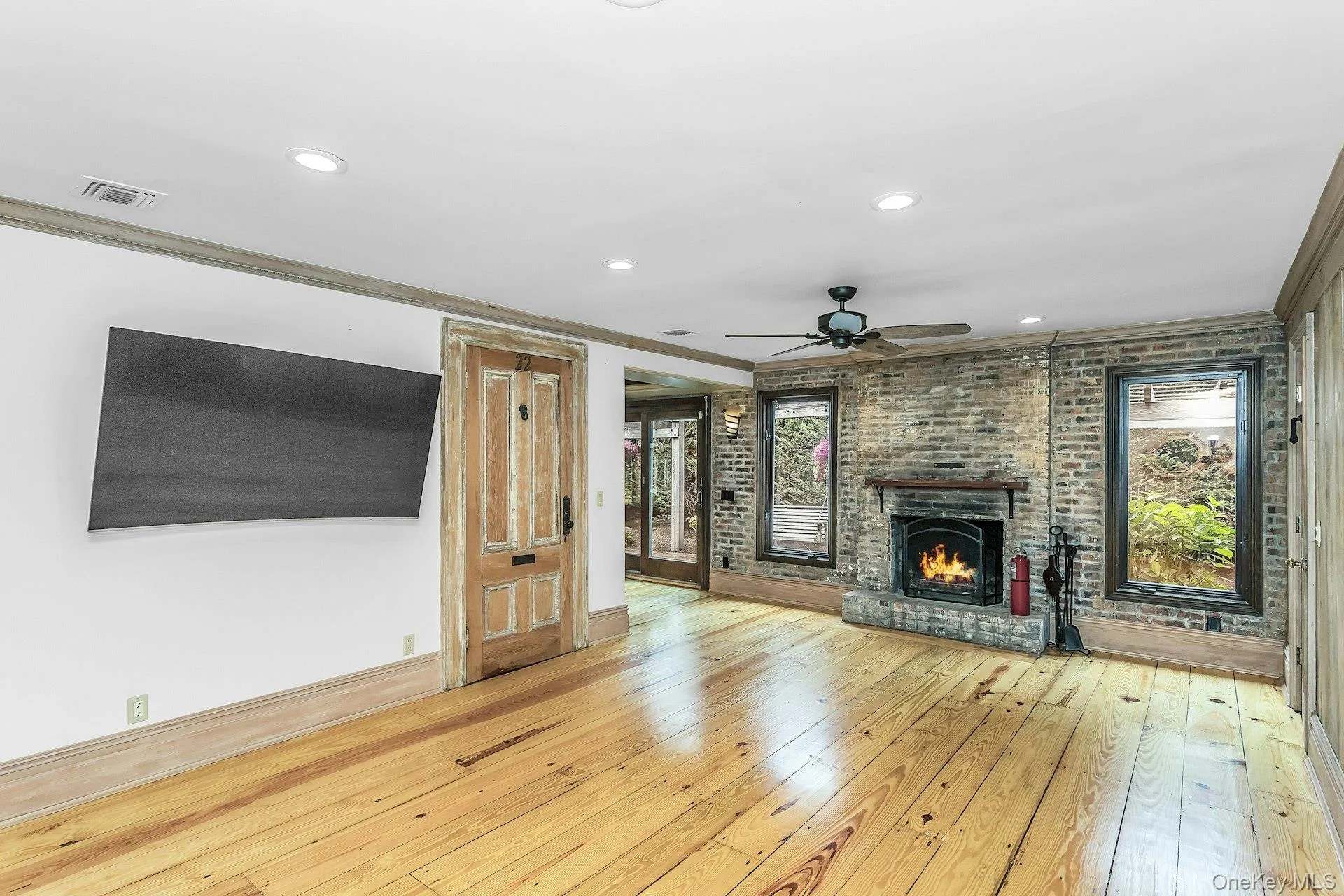 189 Lodge Avenue, Huntington, NY, 3 Bedrooms Bedrooms, 8 Rooms Rooms,2 BathroomsBathrooms,Residential,For Rent,Lodge,0,1039532 189 Lodge Avenue, Huntington, NY, 3 Bedrooms Bedrooms, 8 Rooms Rooms,2 BathroomsBathrooms,Residential,For Rent,Lodge,0,1039532