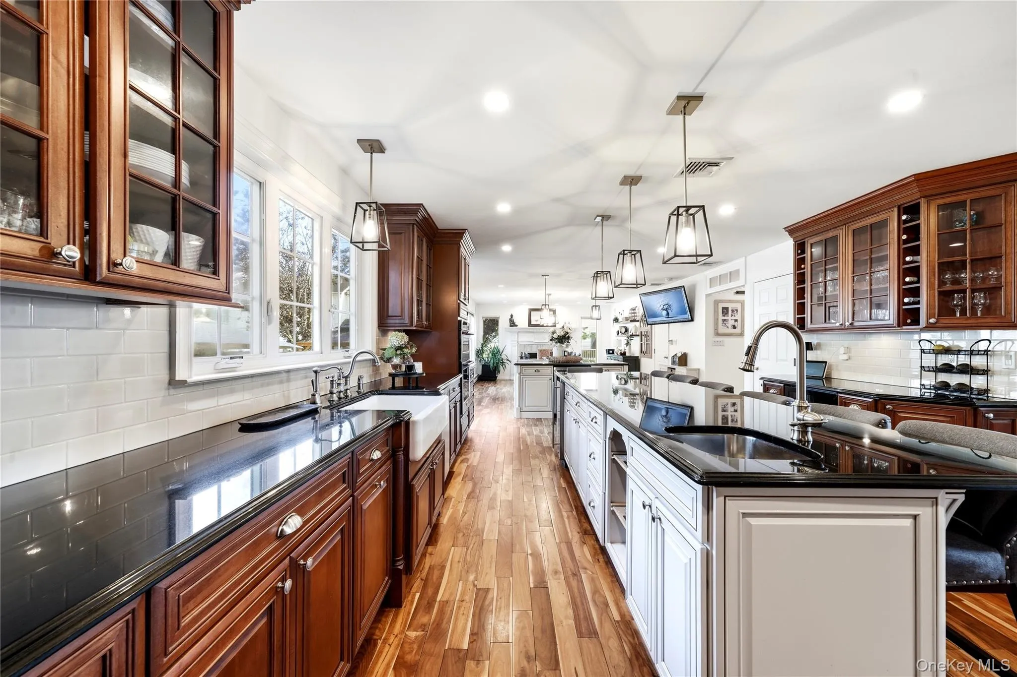 1536 Winganhauppauge Road, Islip, NY, 4 Bedrooms Bedrooms, 9 Rooms Rooms,3 BathroomsBathrooms,Residential,For Rent,Winganhauppauge,0,1039534 1536 Winganhauppauge Road, Islip, NY, 4 Bedrooms Bedrooms, 9 Rooms Rooms,3 BathroomsBathrooms,Residential,For Rent,Winganhauppauge,0,1039534