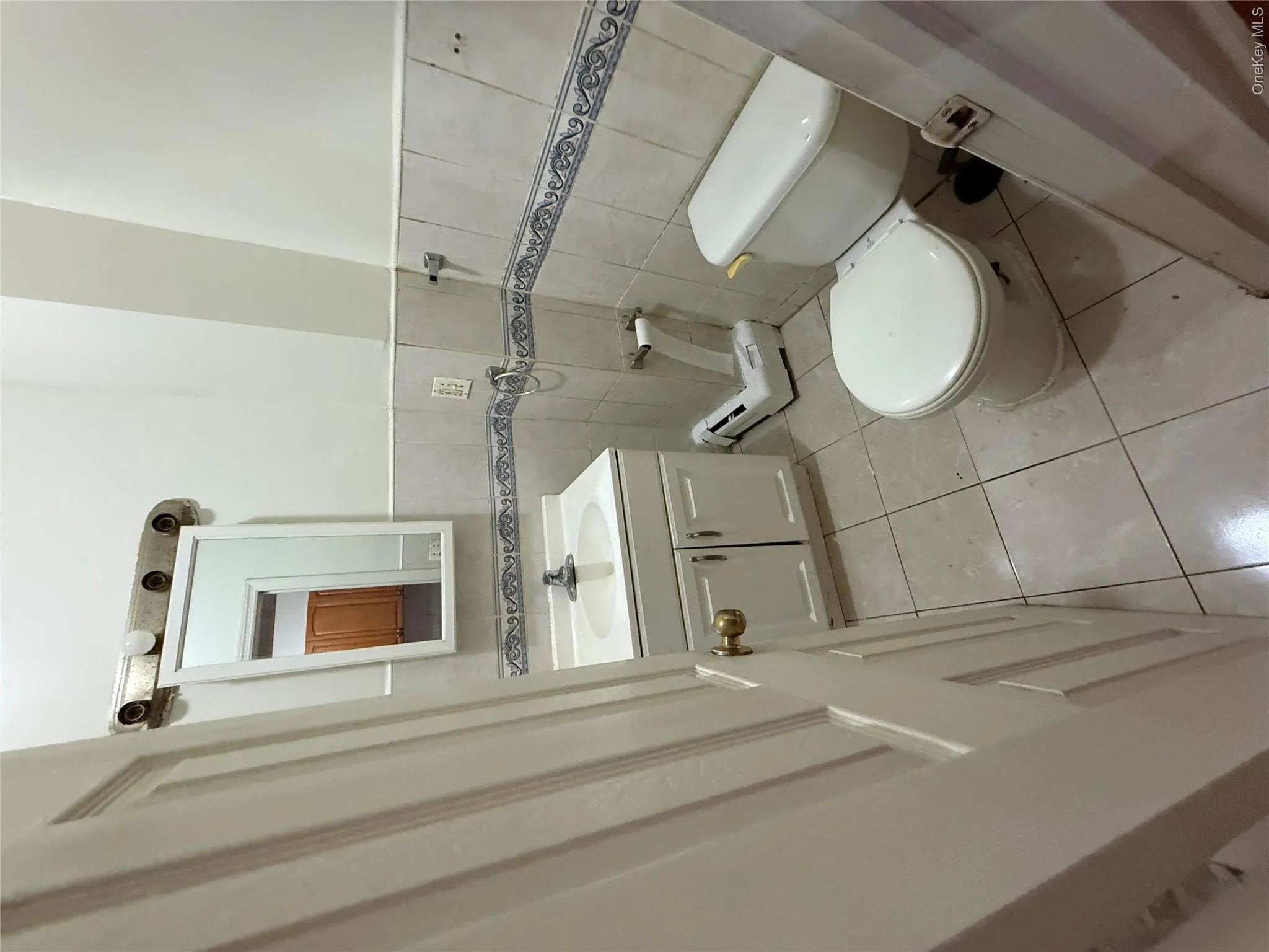 145-29 Lakewood Ave, New York, NY, 4 Bedrooms Bedrooms, 7 Rooms Rooms,1 BathroomBathrooms,Residential Lease,For Rent,Lakewood Ave,0,1039537 145-29 Lakewood Ave, New York, NY, 4 Bedrooms Bedrooms, 7 Rooms Rooms,1 BathroomBathrooms,Residential Lease,For Rent,Lakewood Ave,0,1039537