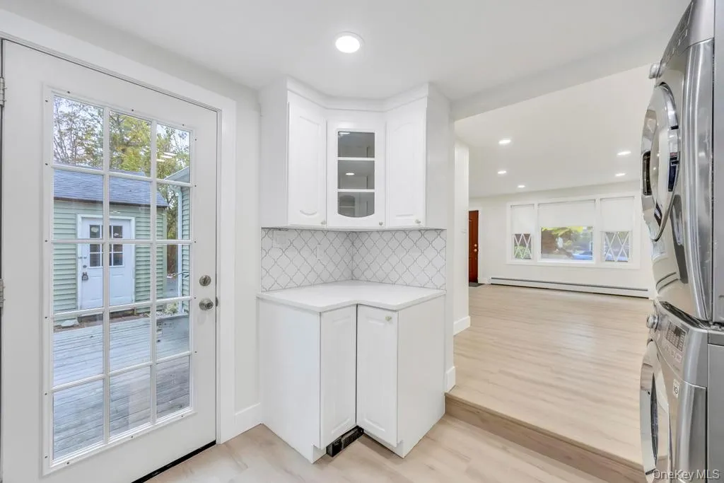 34 Ormond Avenue, Brookhaven, NY, 2 Bedrooms Bedrooms, 4 Rooms Rooms,1 BathroomBathrooms,Residential,For Rent,Ormond,0,1039541 34 Ormond Avenue, Brookhaven, NY, 2 Bedrooms Bedrooms, 4 Rooms Rooms,1 BathroomBathrooms,Residential,For Rent,Ormond,0,1039541