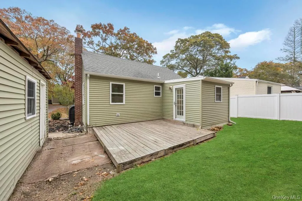 34 Ormond Avenue, Brookhaven, NY, 2 Bedrooms Bedrooms, 4 Rooms Rooms,1 BathroomBathrooms,Residential,For Rent,Ormond,0,1039541 34 Ormond Avenue, Brookhaven, NY, 2 Bedrooms Bedrooms, 4 Rooms Rooms,1 BathroomBathrooms,Residential,For Rent,Ormond,0,1039541