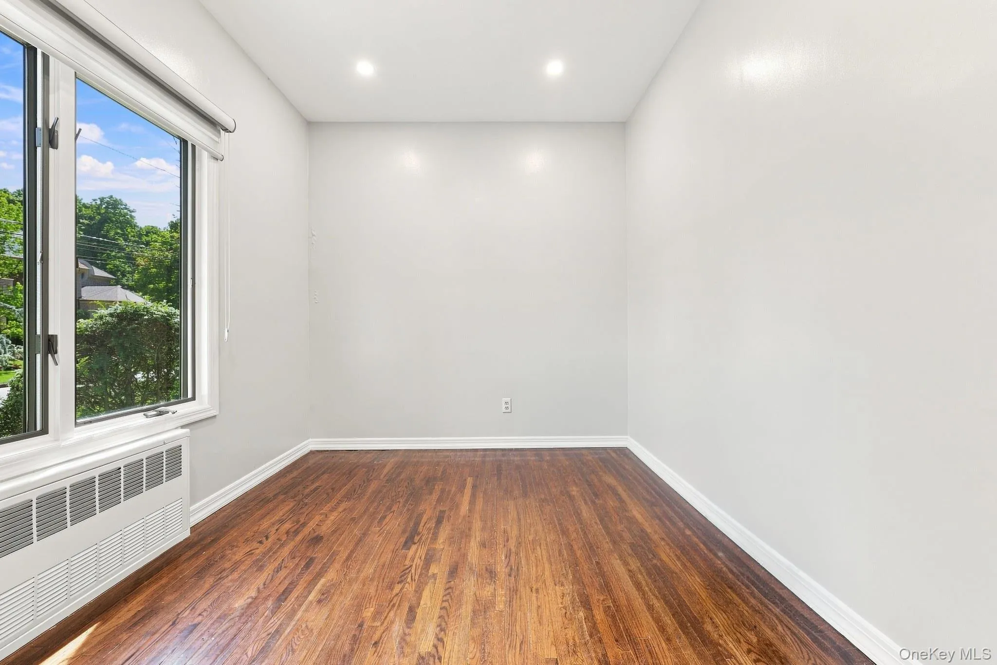 306 Grandview Avenue, Ramapo, NY, 8 Bedrooms Bedrooms, 15 Rooms Rooms,4 BathroomsBathrooms,Residential,For Rent,Grandview,0,1039542 306 Grandview Avenue, Ramapo, NY, 8 Bedrooms Bedrooms, 15 Rooms Rooms,4 BathroomsBathrooms,Residential,For Rent,Grandview,0,1039542
