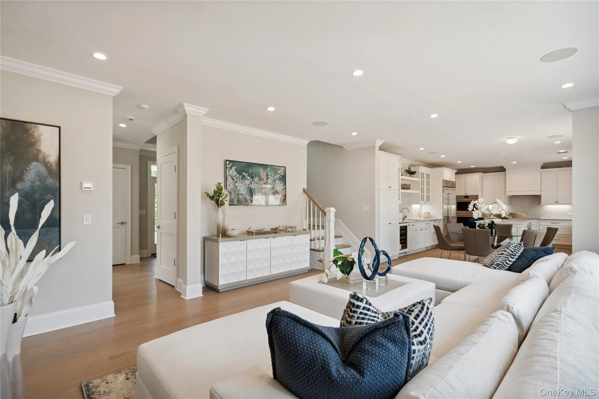 44 Plainview Road, Oyster Bay, NY, 6 Bedrooms Bedrooms, 10 Rooms Rooms,4 BathroomsBathrooms,Residential,For Rent,Plainview,0,1039543 44 Plainview Road, Oyster Bay, NY, 6 Bedrooms Bedrooms, 10 Rooms Rooms,4 BathroomsBathrooms,Residential,For Rent,Plainview,0,1039543