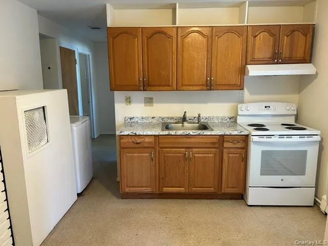 14 Cinder Lane, Oyster Bay, NY, 5 Bedrooms Bedrooms, 7 Rooms Rooms,2 BathroomsBathrooms,Residential,For Rent,Cinder,0,1039546 14 Cinder Lane, Oyster Bay, NY, 5 Bedrooms Bedrooms, 7 Rooms Rooms,2 BathroomsBathrooms,Residential,For Rent,Cinder,0,1039546