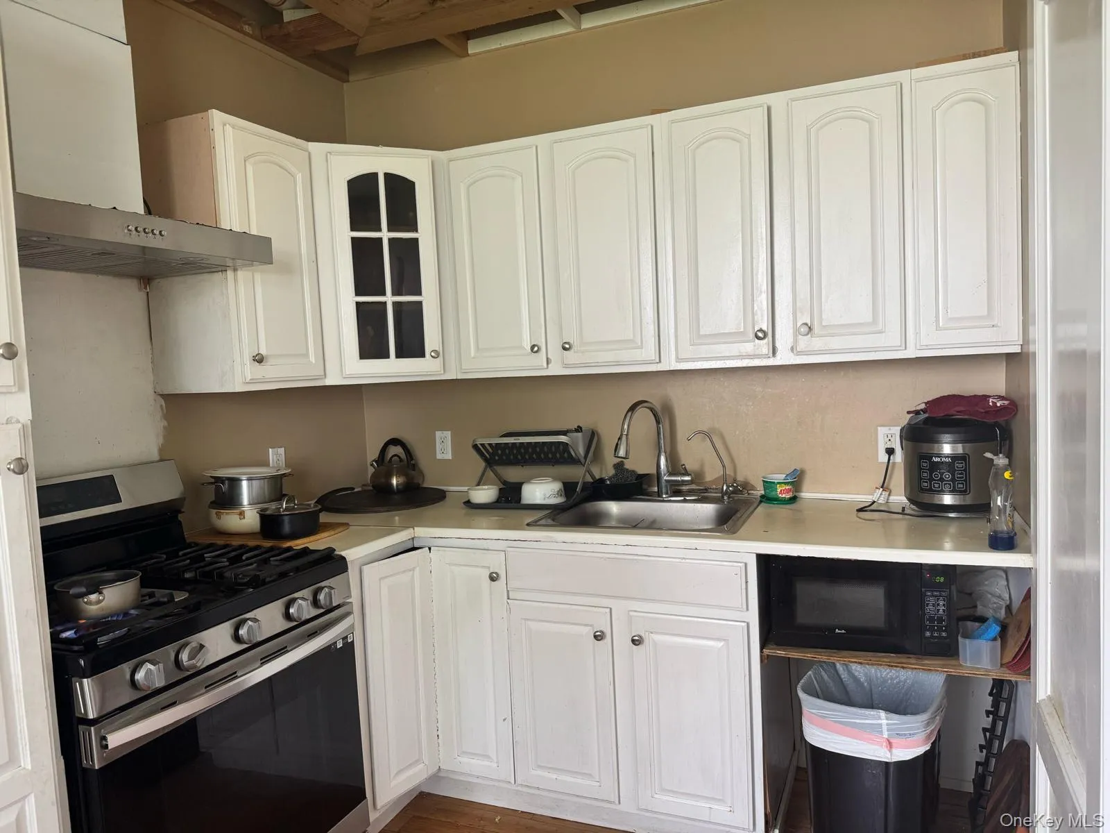 172 Ocean Avenue, Brookhaven, NY, 8 Bedrooms Bedrooms, 11 Rooms Rooms,3 BathroomsBathrooms,Residential,For Rent,Ocean,0,1039551 172 Ocean Avenue, Brookhaven, NY, 8 Bedrooms Bedrooms, 11 Rooms Rooms,3 BathroomsBathrooms,Residential,For Rent,Ocean,0,1039551