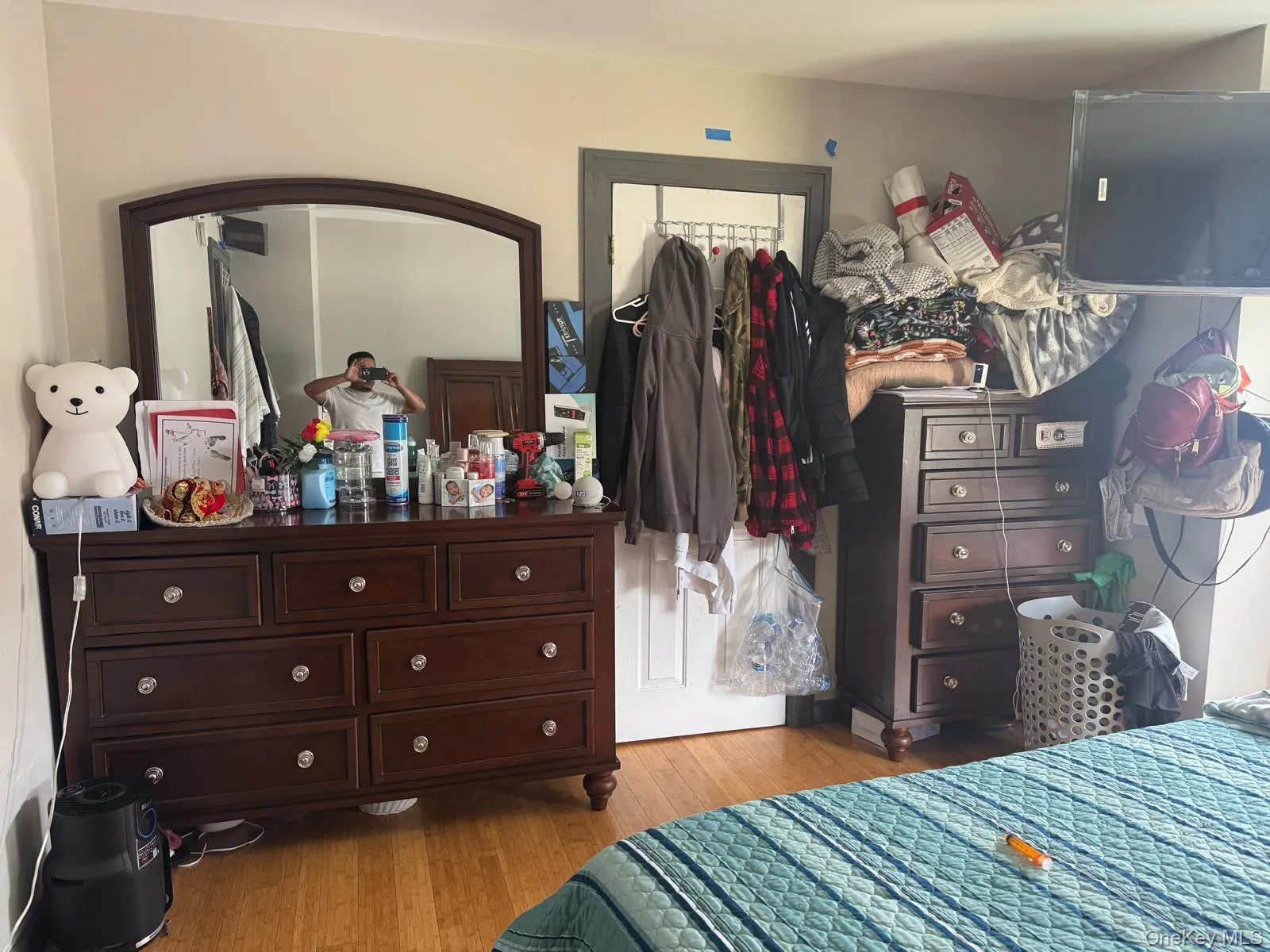 172 Ocean Avenue, Brookhaven, NY, 8 Bedrooms Bedrooms, 11 Rooms Rooms,3 BathroomsBathrooms,Residential,For Rent,Ocean,0,1039551 172 Ocean Avenue, Brookhaven, NY, 8 Bedrooms Bedrooms, 11 Rooms Rooms,3 BathroomsBathrooms,Residential,For Rent,Ocean,0,1039551