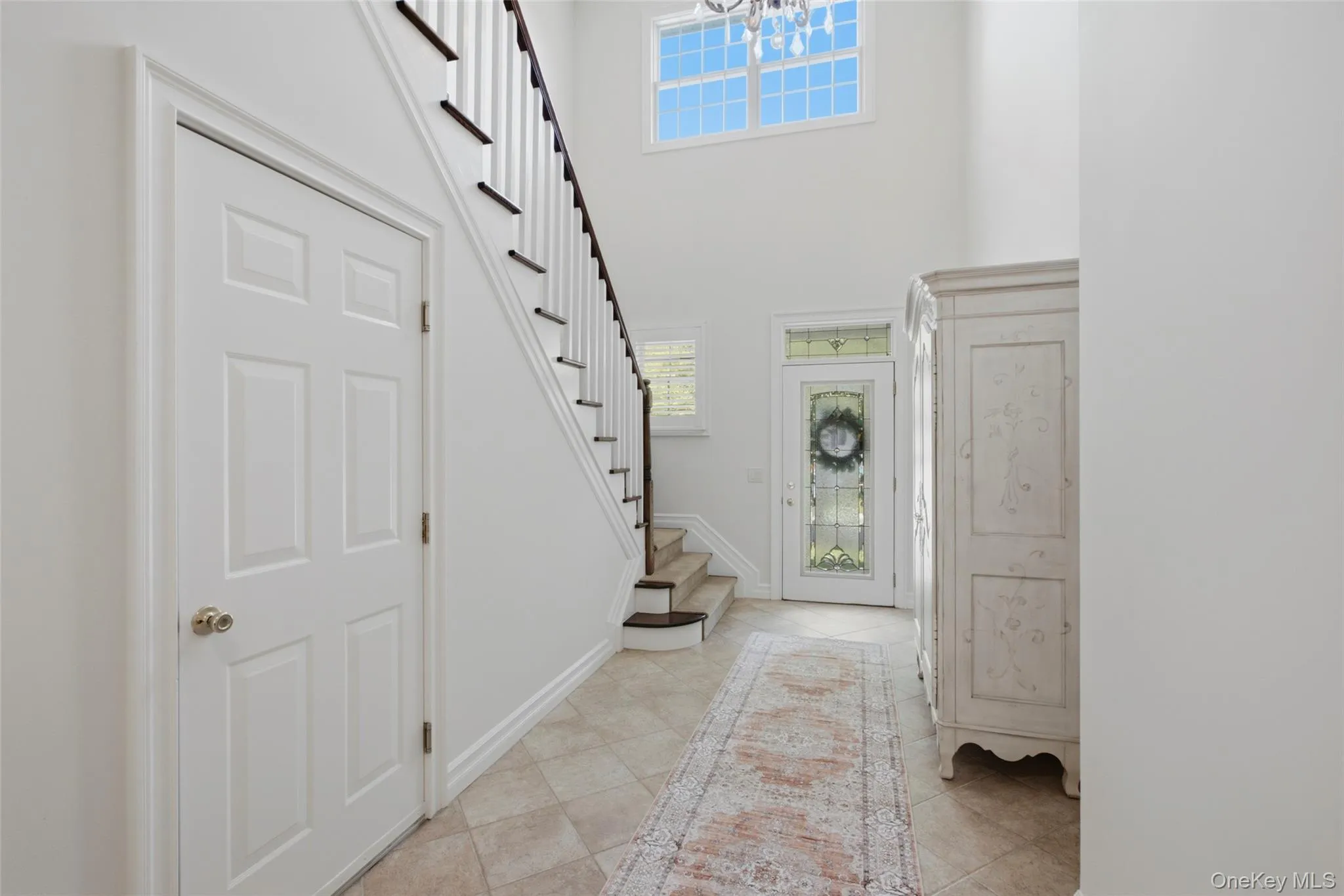 Dramatic Entry Foyer Dramatic Entry Foyer