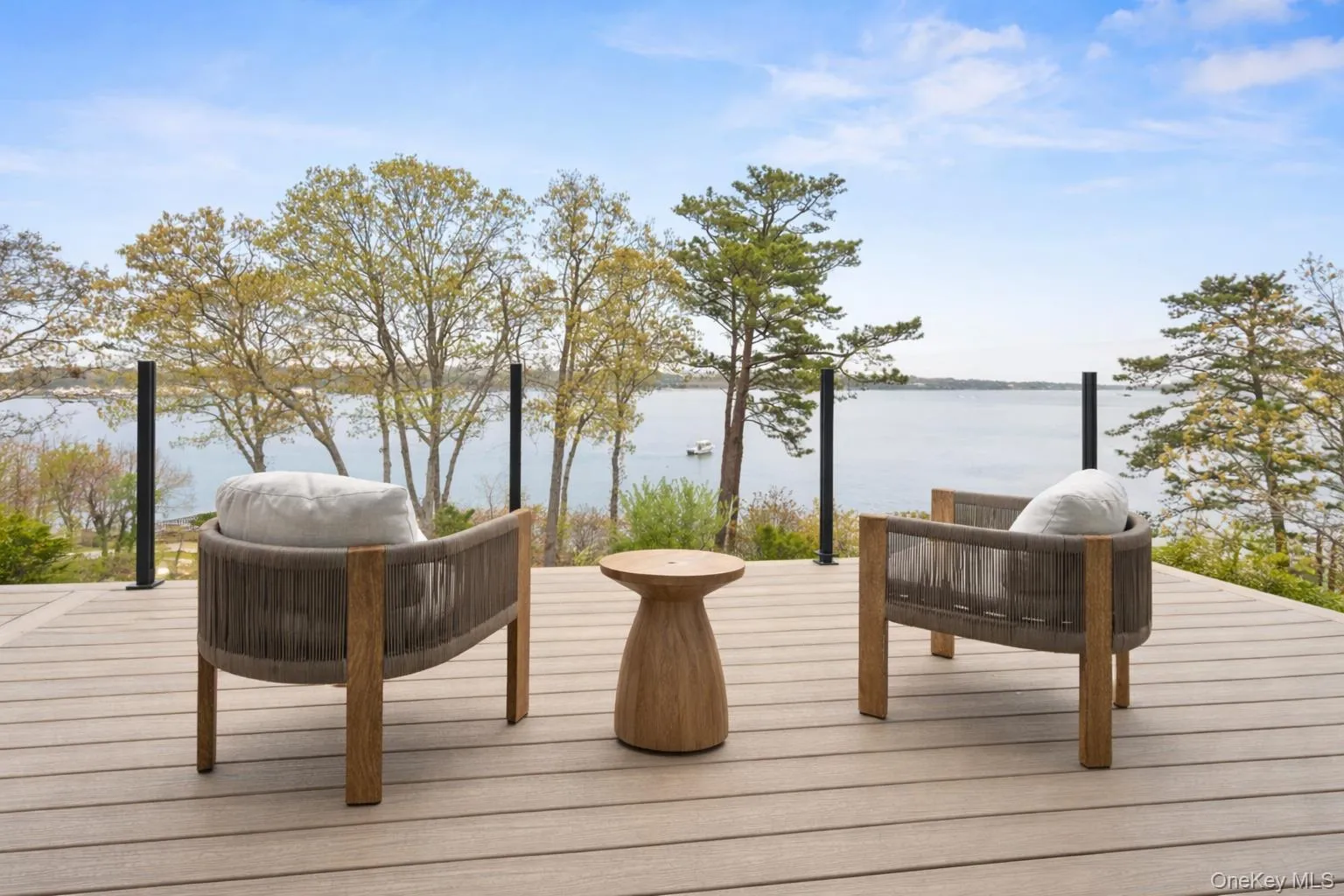 10 Bay View Drive, Southampton, NY, 5 Bedrooms Bedrooms, 13 Rooms Rooms,4 BathroomsBathrooms,Residential,For Rent,Bay View,0,1039554 10 Bay View Drive, Southampton, NY, 5 Bedrooms Bedrooms, 13 Rooms Rooms,4 BathroomsBathrooms,Residential,For Rent,Bay View,0,1039554