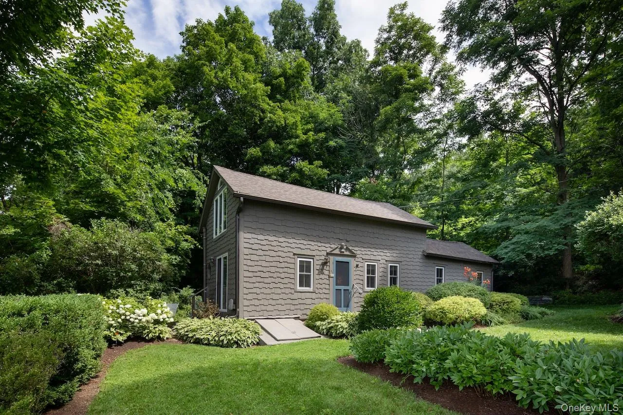 1159 Boston Corners Road, North East, NY, 1 Bedroom Bedrooms, 3 Rooms Rooms,1 BathroomBathrooms,Residential,For Rent,Boston Corners,0,1039556 1159 Boston Corners Road, North East, NY, 1 Bedroom Bedrooms, 3 Rooms Rooms,1 BathroomBathrooms,Residential,For Rent,Boston Corners,0,1039556