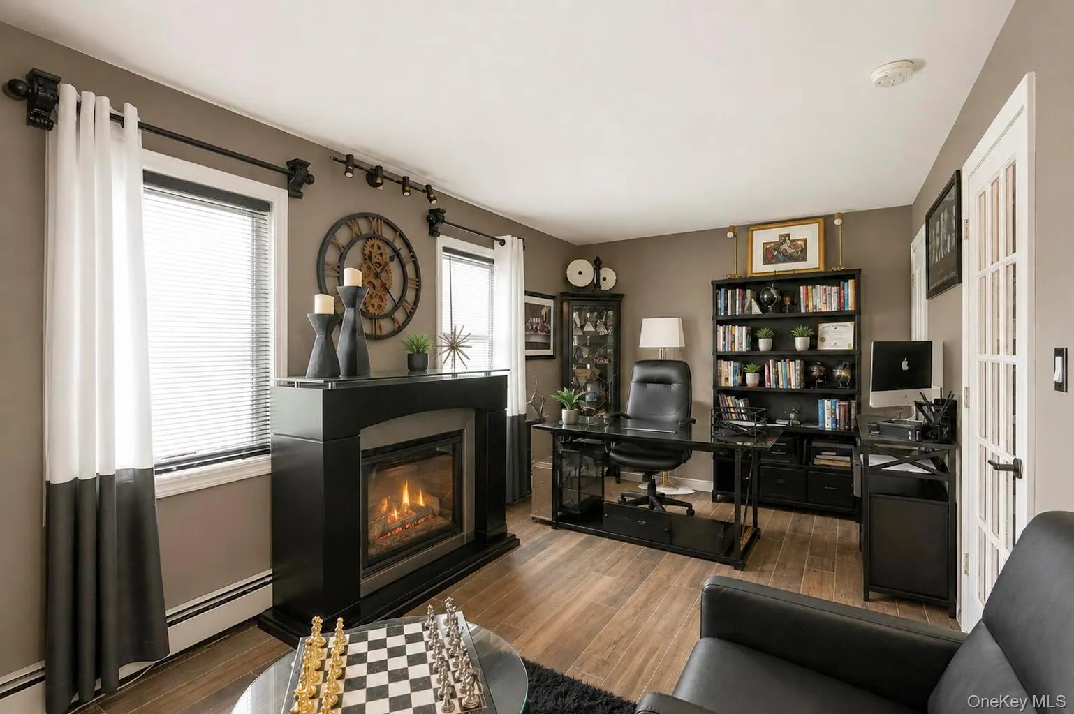 3 Humming Lane, Brookhaven, NY, 4 Bedrooms Bedrooms, 8 Rooms Rooms,3 BathroomsBathrooms,Residential,For Rent,Humming,0,1039557 3 Humming Lane, Brookhaven, NY, 4 Bedrooms Bedrooms, 8 Rooms Rooms,3 BathroomsBathrooms,Residential,For Rent,Humming,0,1039557