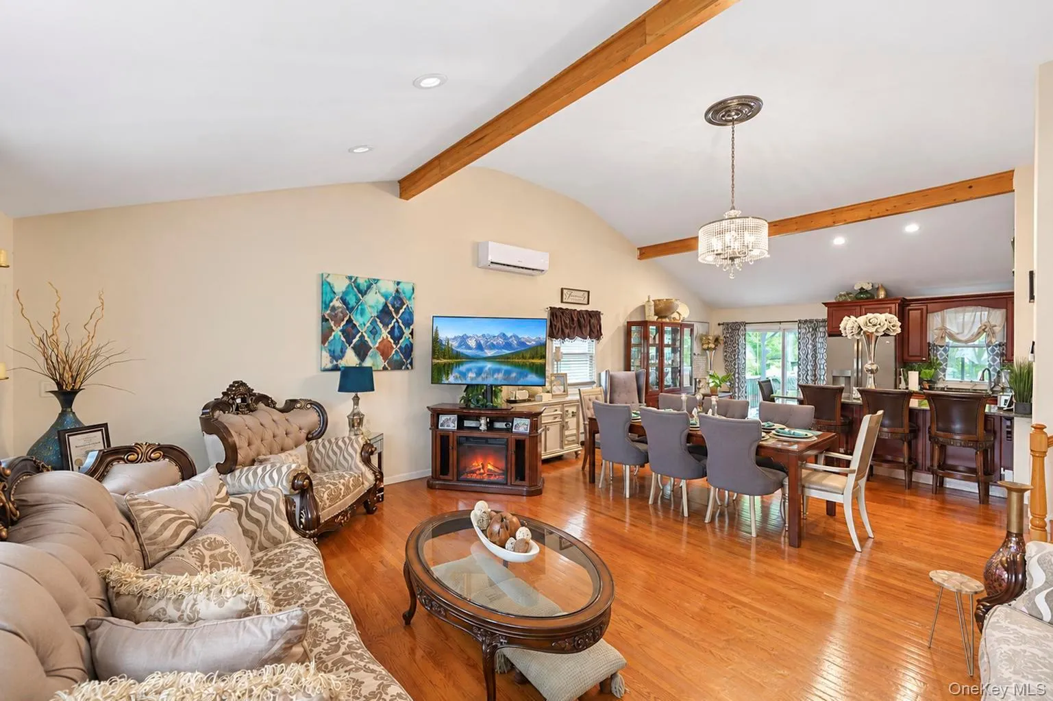 3 Humming Lane, Brookhaven, NY, 4 Bedrooms Bedrooms, 8 Rooms Rooms,3 BathroomsBathrooms,Residential,For Rent,Humming,0,1039557 3 Humming Lane, Brookhaven, NY, 4 Bedrooms Bedrooms, 8 Rooms Rooms,3 BathroomsBathrooms,Residential,For Rent,Humming,0,1039557
