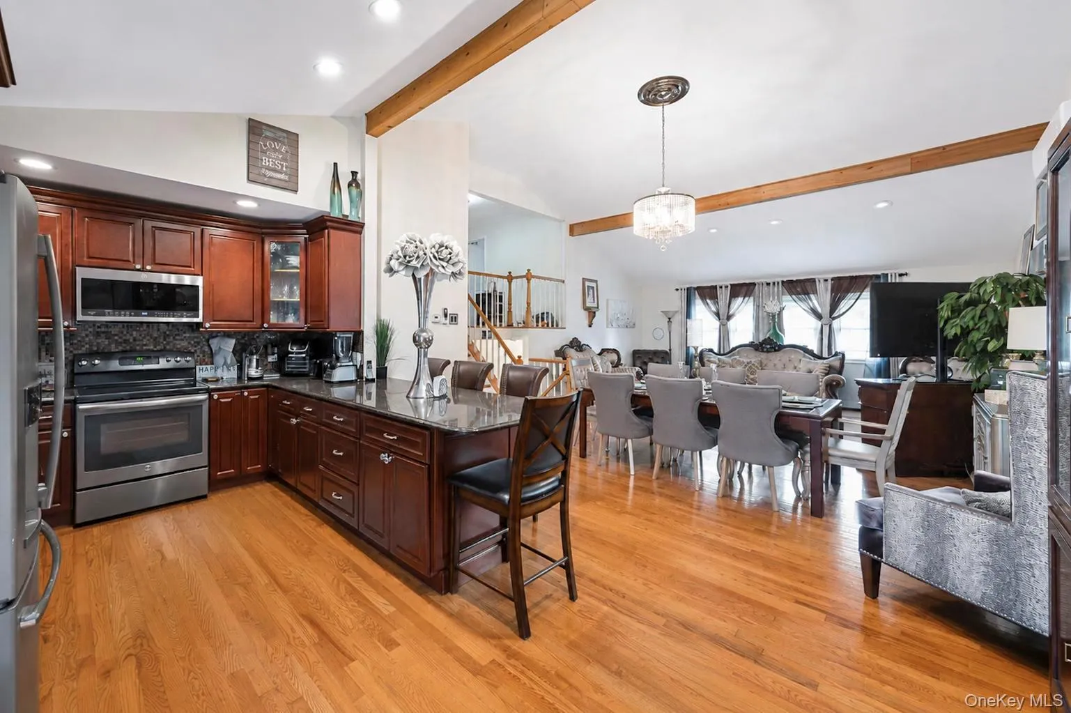 3 Humming Lane, Brookhaven, NY, 4 Bedrooms Bedrooms, 8 Rooms Rooms,3 BathroomsBathrooms,Residential,For Rent,Humming,0,1039557 3 Humming Lane, Brookhaven, NY, 4 Bedrooms Bedrooms, 8 Rooms Rooms,3 BathroomsBathrooms,Residential,For Rent,Humming,0,1039557