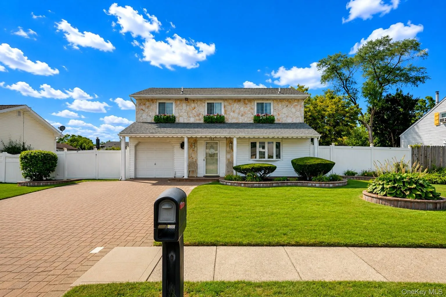 164 Bark Avenue, Islip, NY, 3 Bedrooms Bedrooms, 9 Rooms Rooms,1 BathroomBathrooms,Residential,For Rent,Bark,0,1039558 164 Bark Avenue, Islip, NY, 3 Bedrooms Bedrooms, 9 Rooms Rooms,1 BathroomBathrooms,Residential,For Rent,Bark,0,1039558