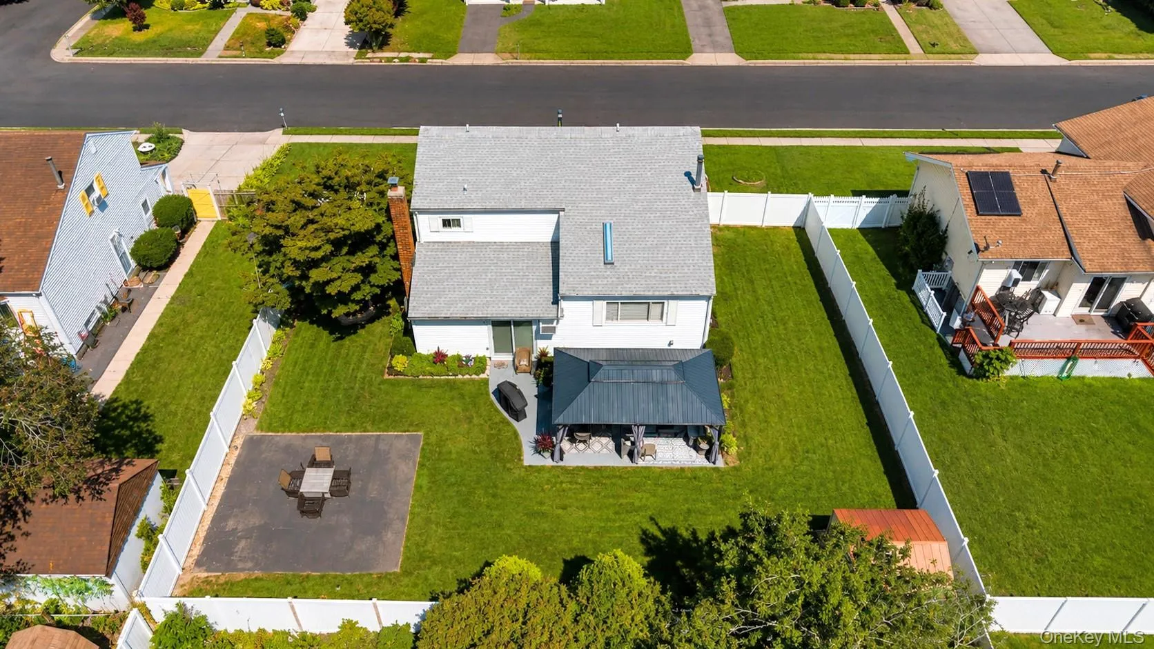 164 Bark Avenue, Islip, NY, 3 Bedrooms Bedrooms, 9 Rooms Rooms,1 BathroomBathrooms,Residential,For Rent,Bark,0,1039558 164 Bark Avenue, Islip, NY, 3 Bedrooms Bedrooms, 9 Rooms Rooms,1 BathroomBathrooms,Residential,For Rent,Bark,0,1039558