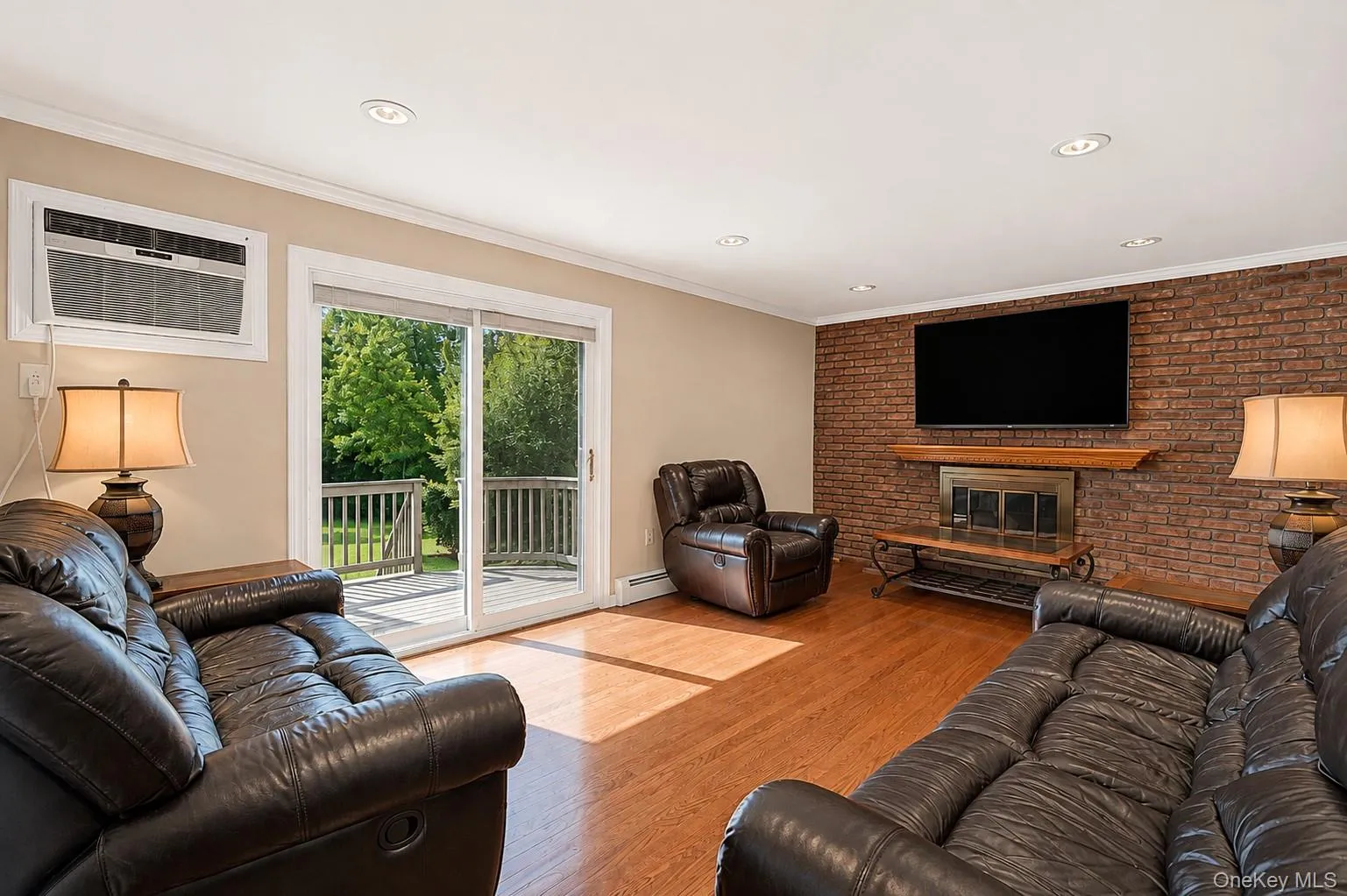 164 Bark Avenue, Islip, NY, 3 Bedrooms Bedrooms, 9 Rooms Rooms,1 BathroomBathrooms,Residential,For Rent,Bark,0,1039558 164 Bark Avenue, Islip, NY, 3 Bedrooms Bedrooms, 9 Rooms Rooms,1 BathroomBathrooms,Residential,For Rent,Bark,0,1039558