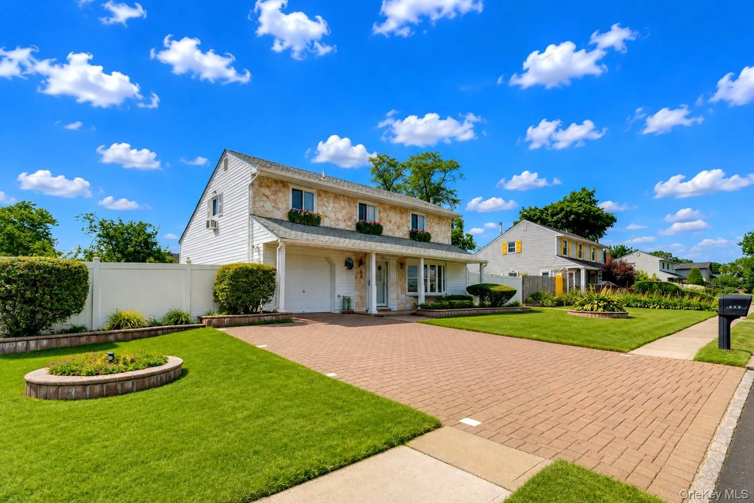 164 Bark Avenue, Islip, NY, 3 Bedrooms Bedrooms, 9 Rooms Rooms,1 BathroomBathrooms,Residential,For Rent,Bark,0,1039558 164 Bark Avenue, Islip, NY, 3 Bedrooms Bedrooms, 9 Rooms Rooms,1 BathroomBathrooms,Residential,For Rent,Bark,0,1039558