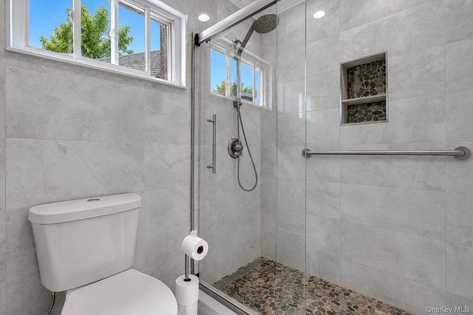 164 Bark Avenue, Islip, NY, 3 Bedrooms Bedrooms, 9 Rooms Rooms,1 BathroomBathrooms,Residential,For Rent,Bark,0,1039558 164 Bark Avenue, Islip, NY, 3 Bedrooms Bedrooms, 9 Rooms Rooms,1 BathroomBathrooms,Residential,For Rent,Bark,0,1039558