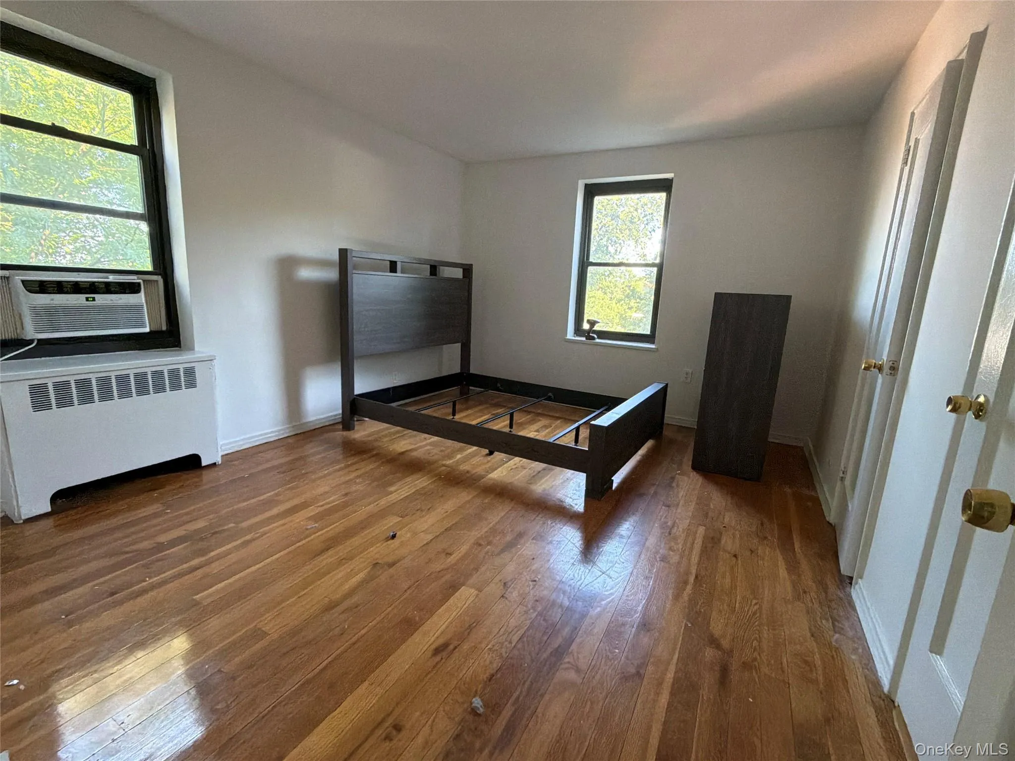 21 Schenck Avenue, North Hempstead, NY, 2 Bedrooms Bedrooms, 5 Rooms Rooms,1 BathroomBathrooms,Residential Lease,For Rent,Schenck,0,1039562 21 Schenck Avenue, North Hempstead, NY, 2 Bedrooms Bedrooms, 5 Rooms Rooms,1 BathroomBathrooms,Residential Lease,For Rent,Schenck,0,1039562