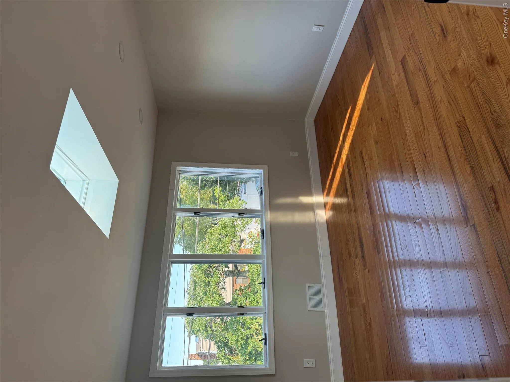 245 Stone Street, Hempstead, NY, 2 Bedrooms Bedrooms, 4 Rooms Rooms,1 BathroomBathrooms,Residential Lease,For Rent,Stone,0,1039563 245 Stone Street, Hempstead, NY, 2 Bedrooms Bedrooms, 4 Rooms Rooms,1 BathroomBathrooms,Residential Lease,For Rent,Stone,0,1039563