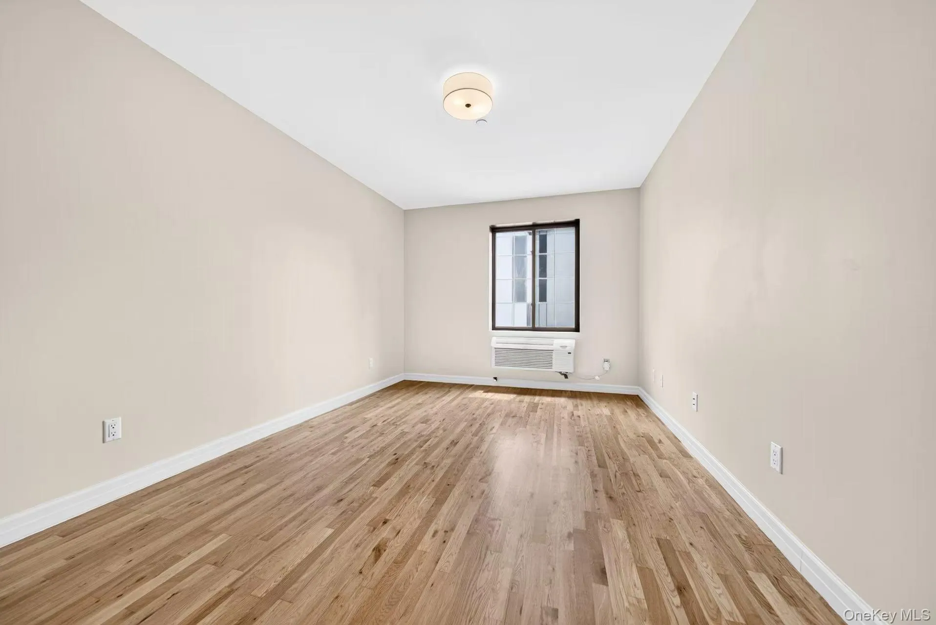 146-14 35th Avenue, New York, NY, 2 Bedrooms Bedrooms, 5 Rooms Rooms,2 BathroomsBathrooms,Residential,For Rent,35th,0,1039564 146-14 35th Avenue, New York, NY, 2 Bedrooms Bedrooms, 5 Rooms Rooms,2 BathroomsBathrooms,Residential,For Rent,35th,0,1039564