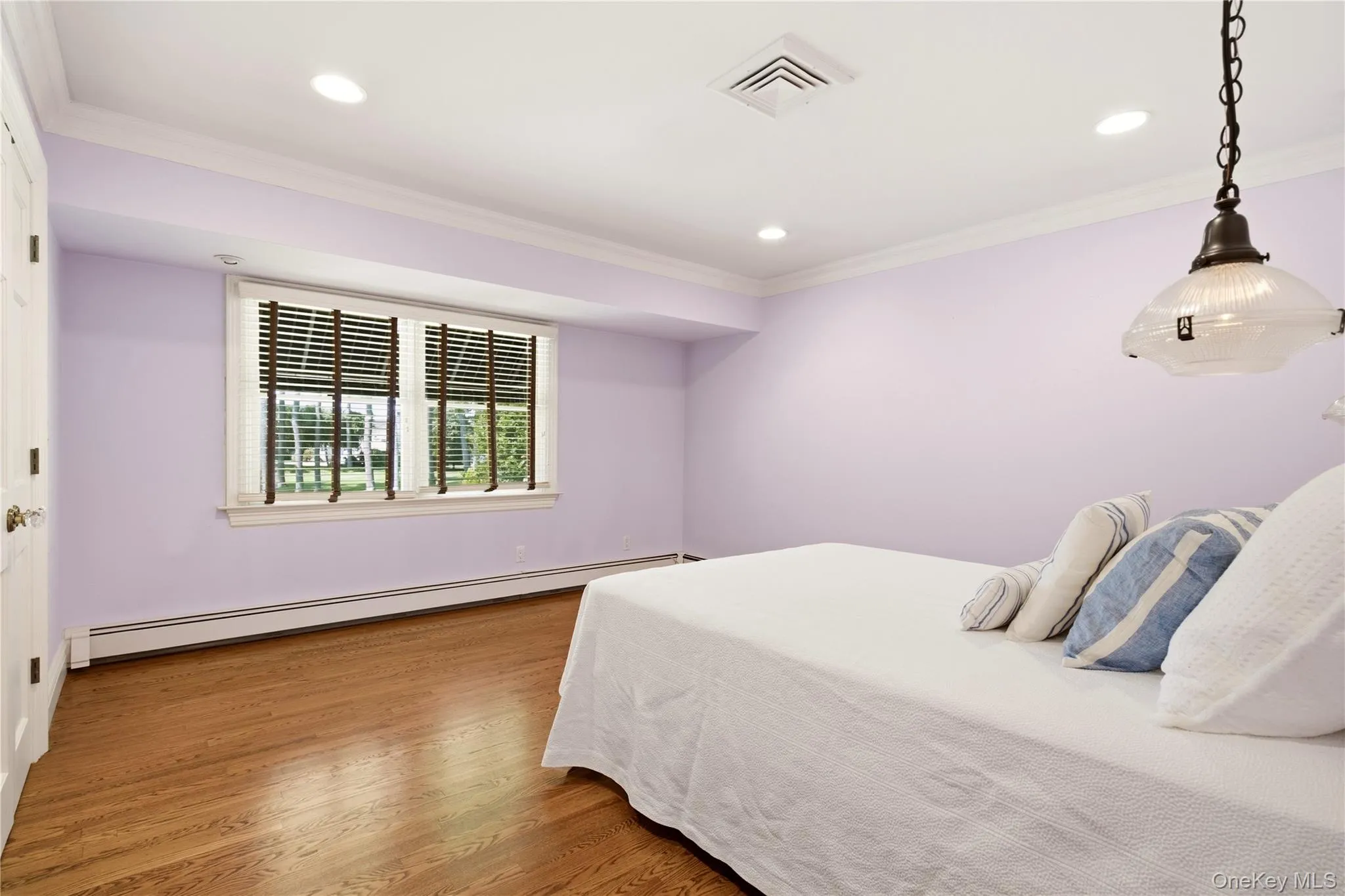 6 Lighthouse Point, Huntington, NY, 5 Bedrooms Bedrooms, 9 Rooms Rooms,3 BathroomsBathrooms,Residential,For Rent,Lighthouse,0,1039565 6 Lighthouse Point, Huntington, NY, 5 Bedrooms Bedrooms, 9 Rooms Rooms,3 BathroomsBathrooms,Residential,For Rent,Lighthouse,0,1039565