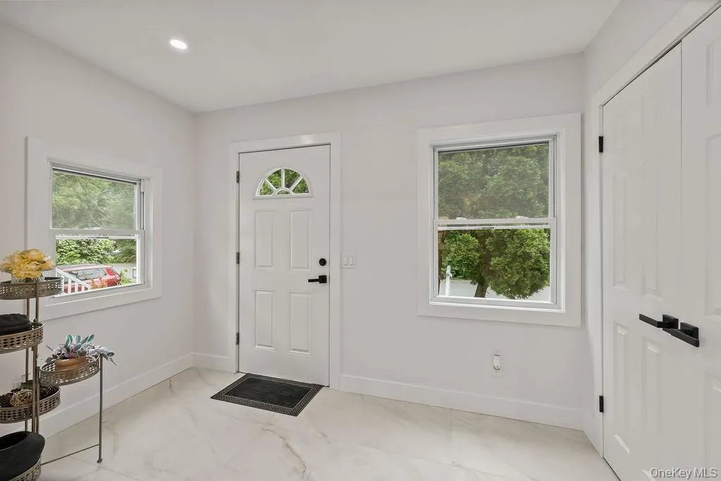 18 Anna Street, Orangetown, NY, 3 Bedrooms Bedrooms, 6 Rooms Rooms,2 BathroomsBathrooms,Residential,For Rent,Anna,0,1039566 18 Anna Street, Orangetown, NY, 3 Bedrooms Bedrooms, 6 Rooms Rooms,2 BathroomsBathrooms,Residential,For Rent,Anna,0,1039566
