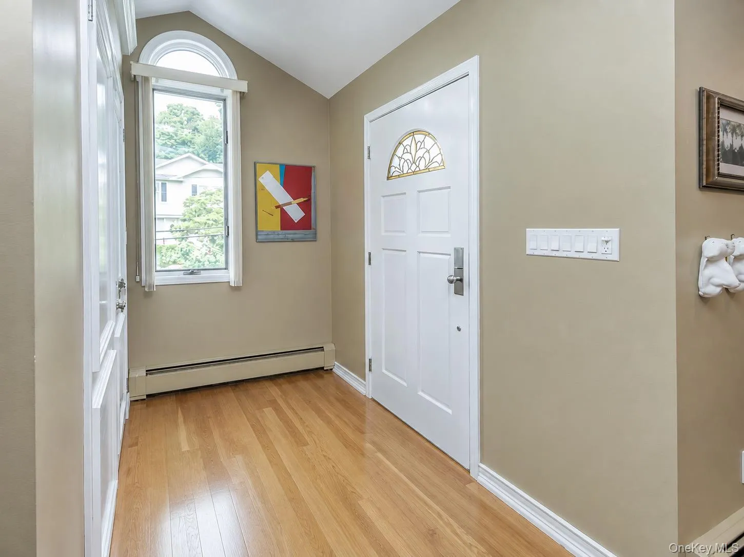 3 Woodland Avenue, Oyster Bay, NY, 3 Bedrooms Bedrooms, 6 Rooms Rooms,2 BathroomsBathrooms,Residential,For Rent,Woodland,0,1039571 3 Woodland Avenue, Oyster Bay, NY, 3 Bedrooms Bedrooms, 6 Rooms Rooms,2 BathroomsBathrooms,Residential,For Rent,Woodland,0,1039571