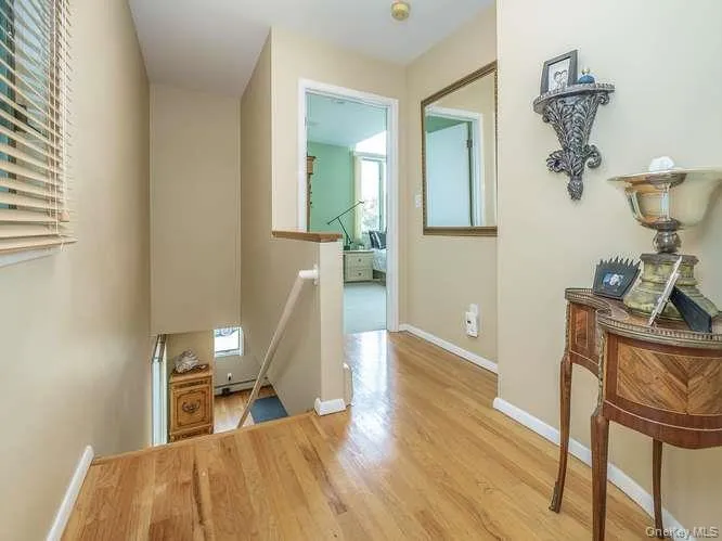 3 Woodland Avenue, Oyster Bay, NY, 3 Bedrooms Bedrooms, 6 Rooms Rooms,2 BathroomsBathrooms,Residential,For Rent,Woodland,0,1039571 3 Woodland Avenue, Oyster Bay, NY, 3 Bedrooms Bedrooms, 6 Rooms Rooms,2 BathroomsBathrooms,Residential,For Rent,Woodland,0,1039571